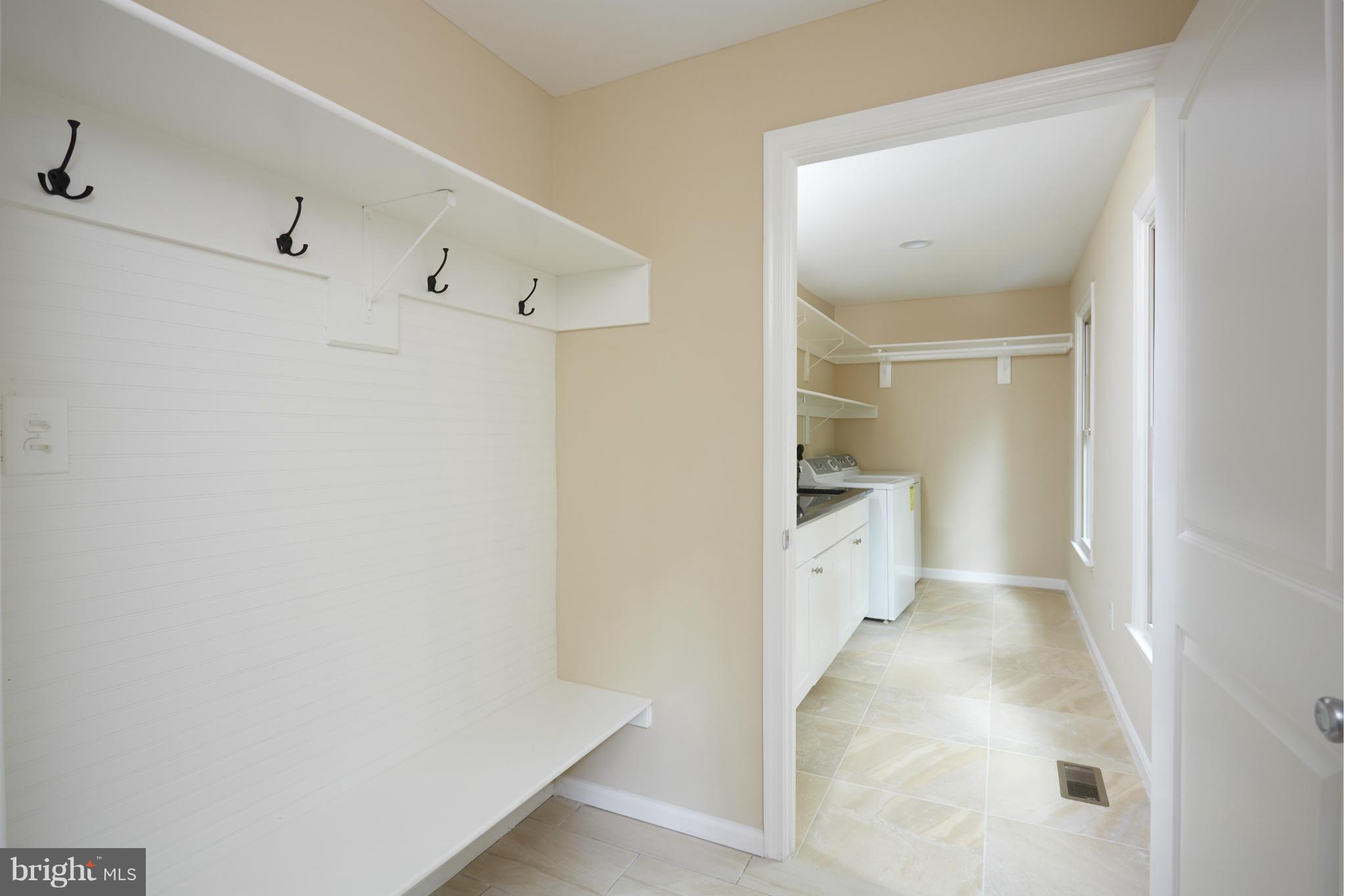 SHADOWALK - Residential