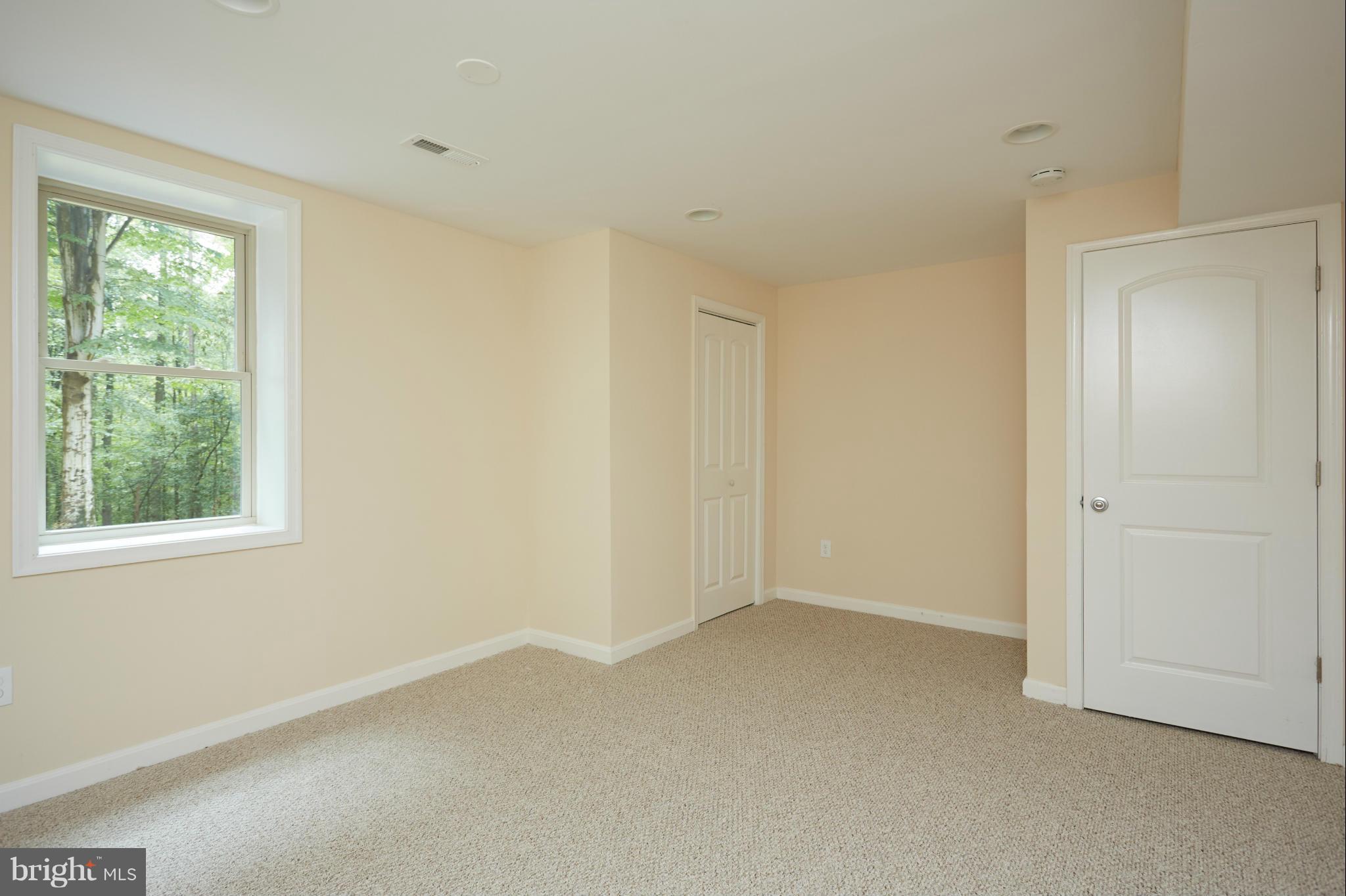 SHADOWALK - Residential