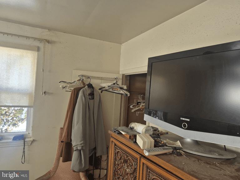 HOWARD PARK - Residential