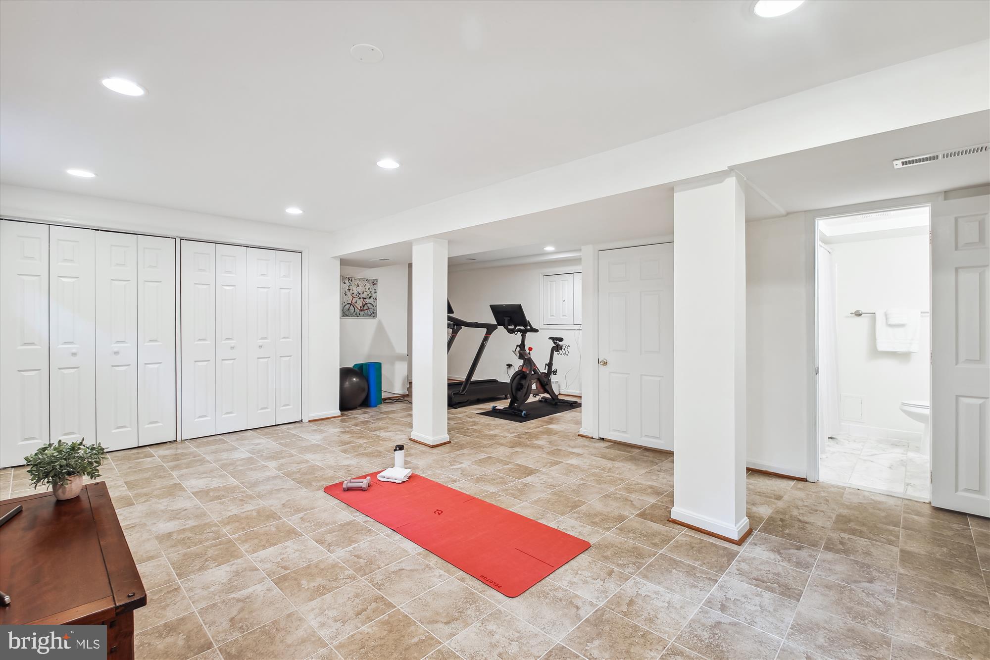 STEWARTS LANDING - Residential