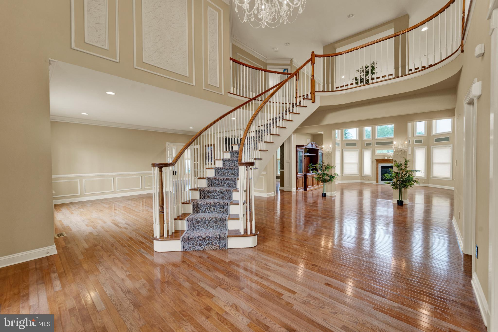 19 MEADOWLARK DRIVE