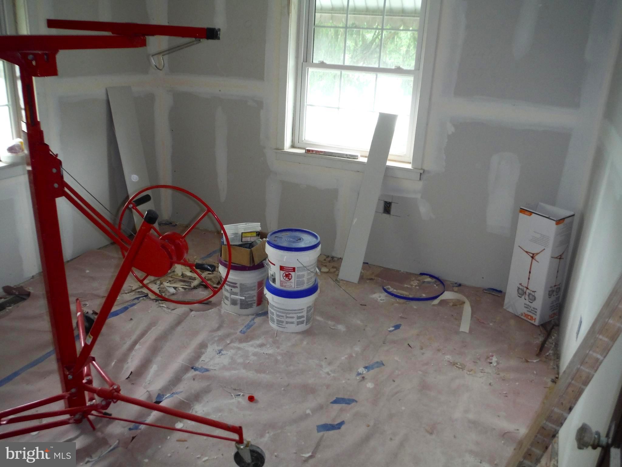 WOODHOME HEIGHTS - Residential