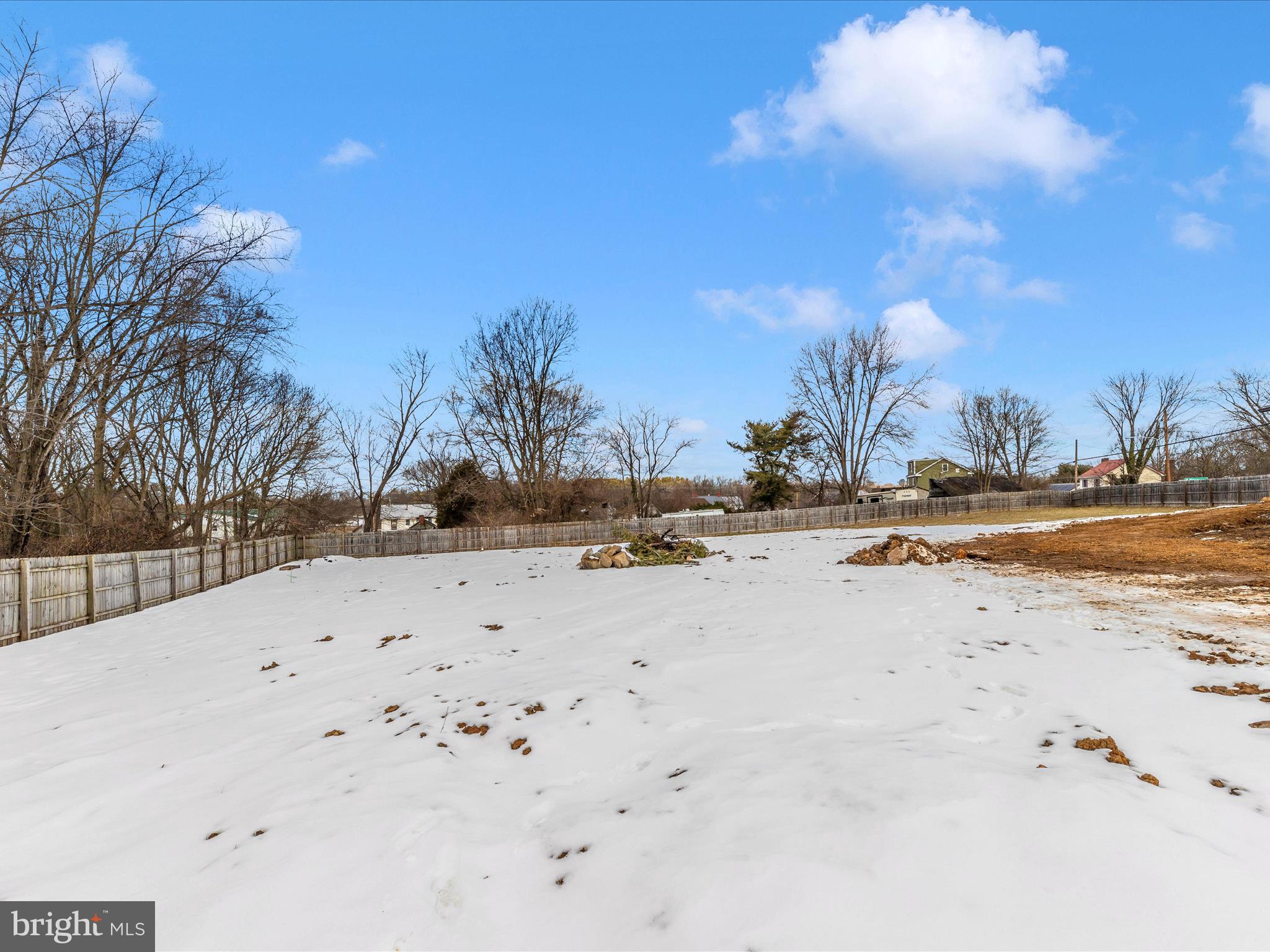 WILLIAMSPORT - Residential