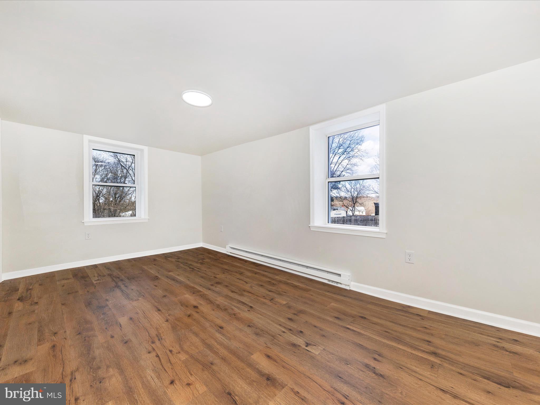 WILLIAMSPORT - Residential