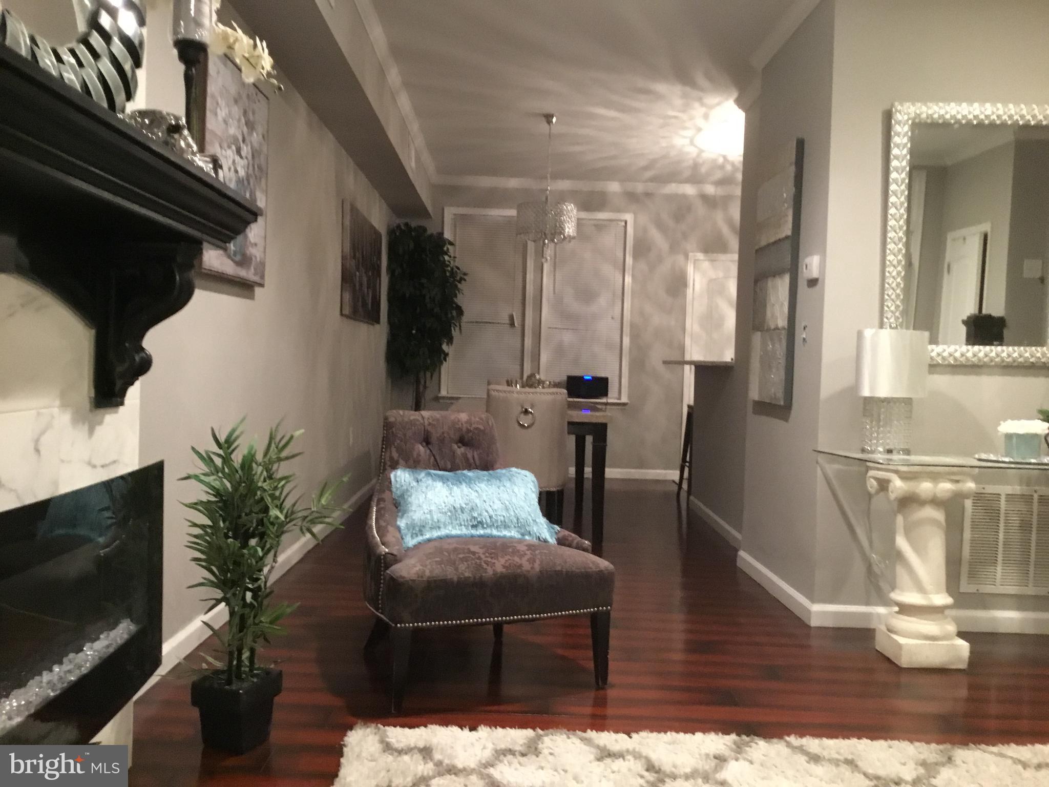 ROSEMONT - Residential