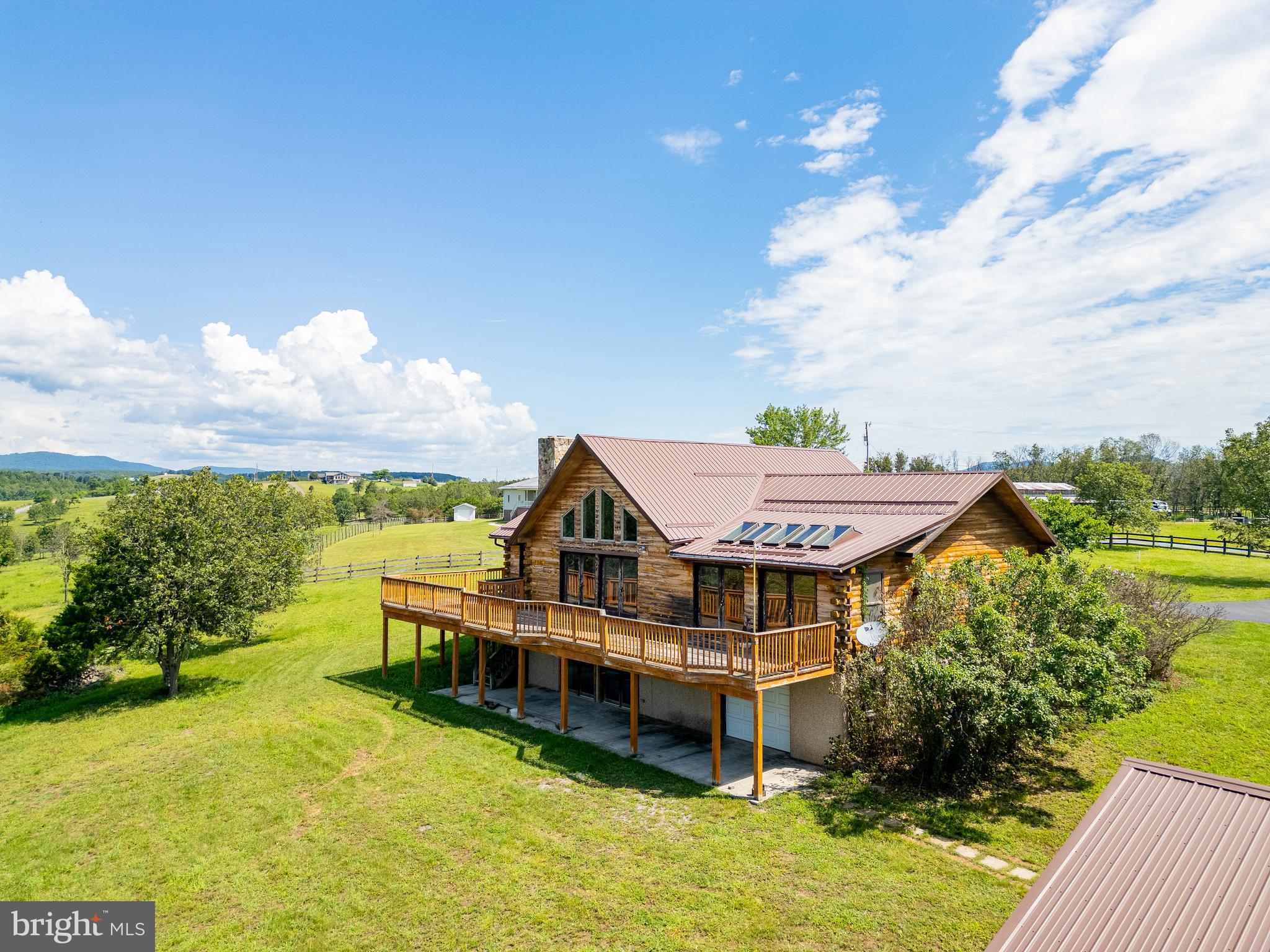 340 PALOMINO DRIVE
