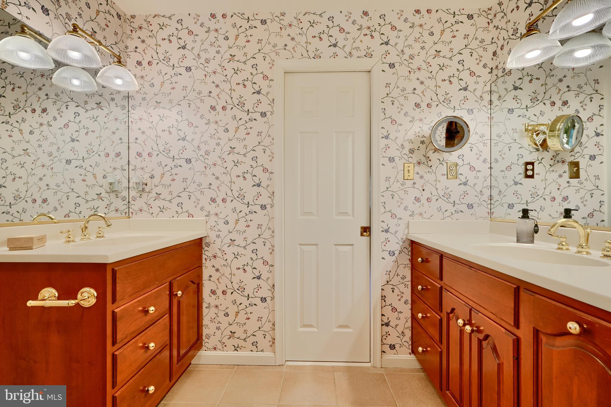 FAIR OAKS ON THE MAGOTHY - Residential