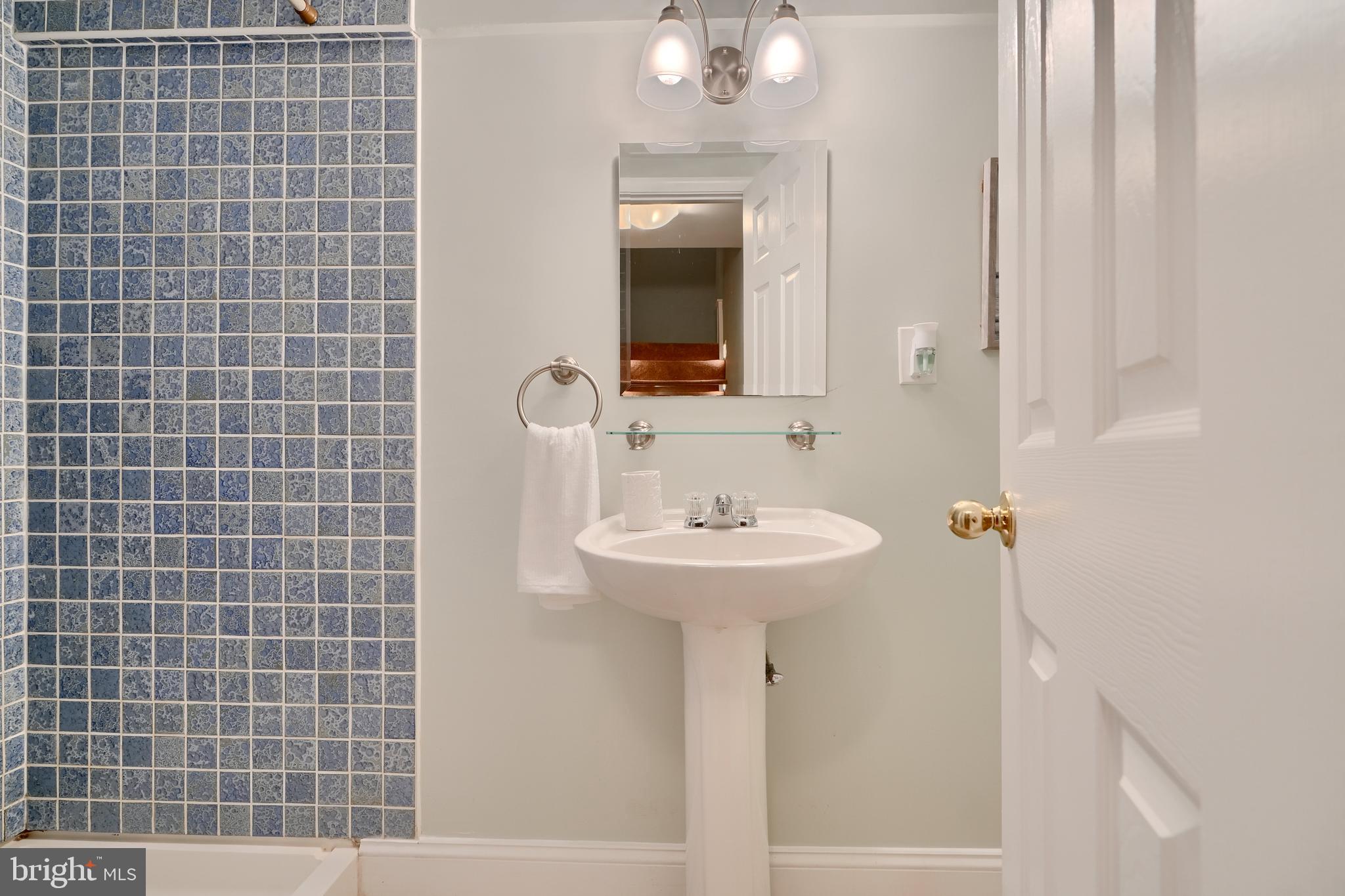 FAIR OAKS ON THE MAGOTHY - Residential