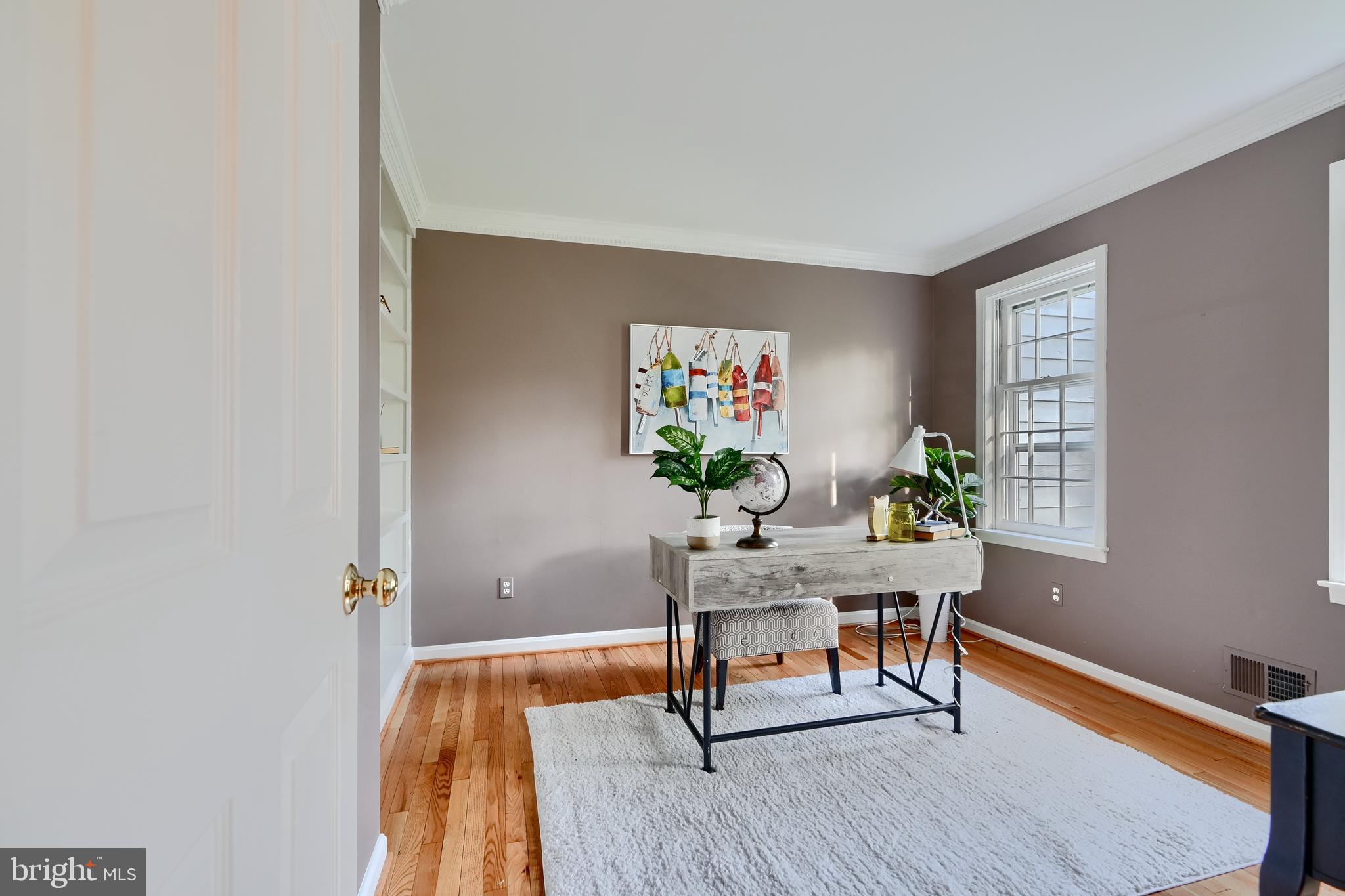 238 OAK COURT