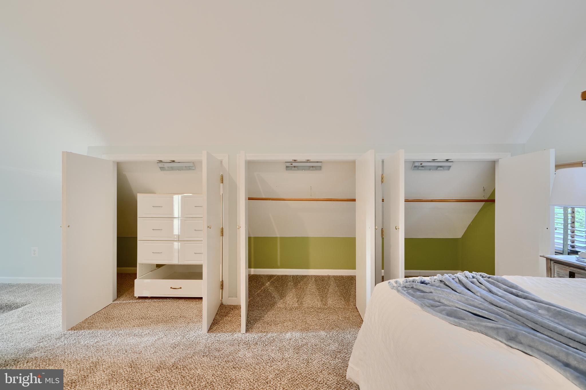 FAIR OAKS ON THE MAGOTHY - Residential