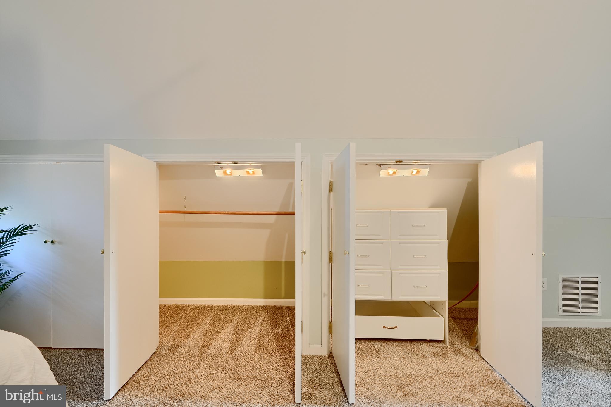 FAIR OAKS ON THE MAGOTHY - Residential