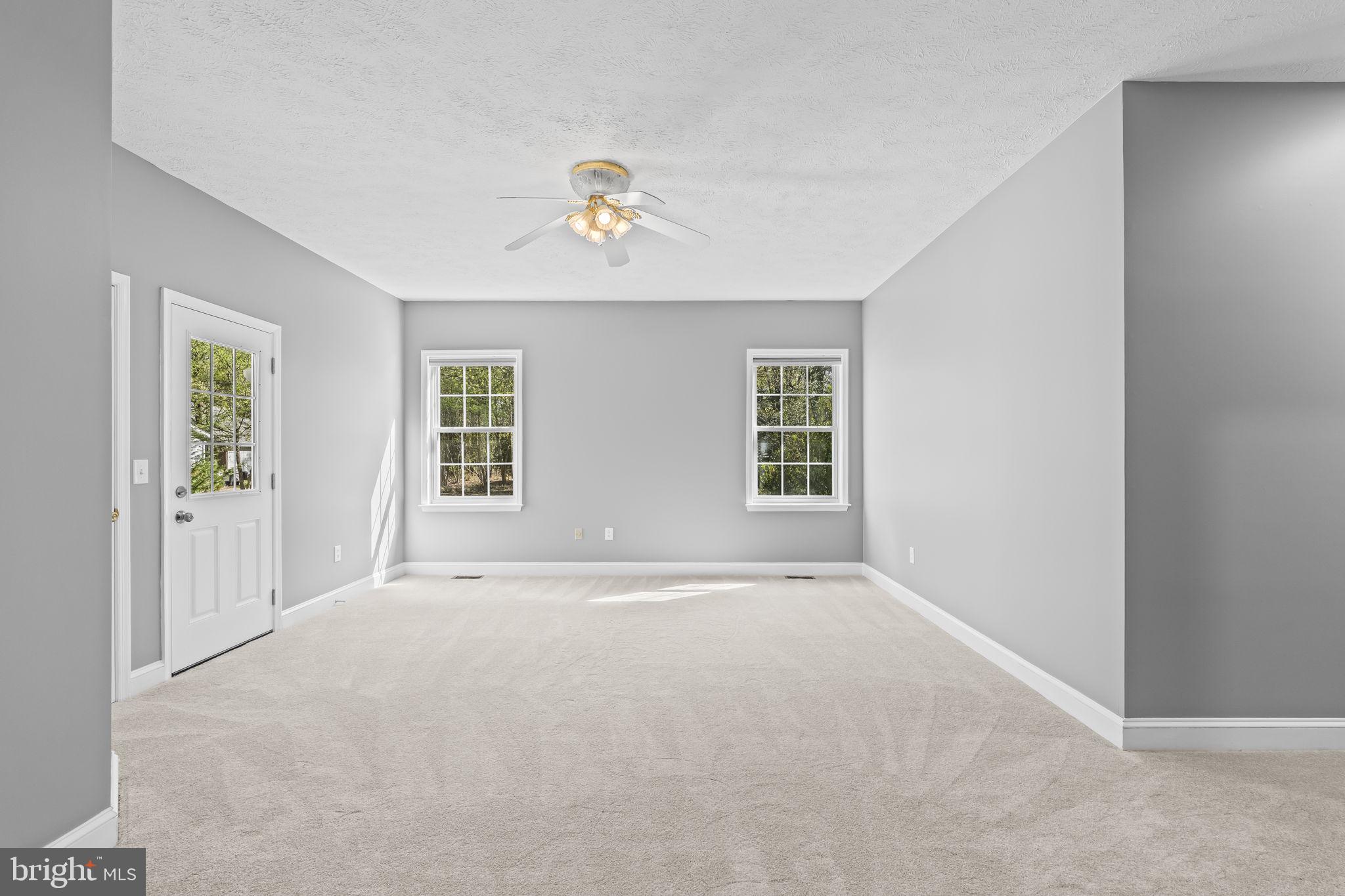 SWAN POINT - Residential