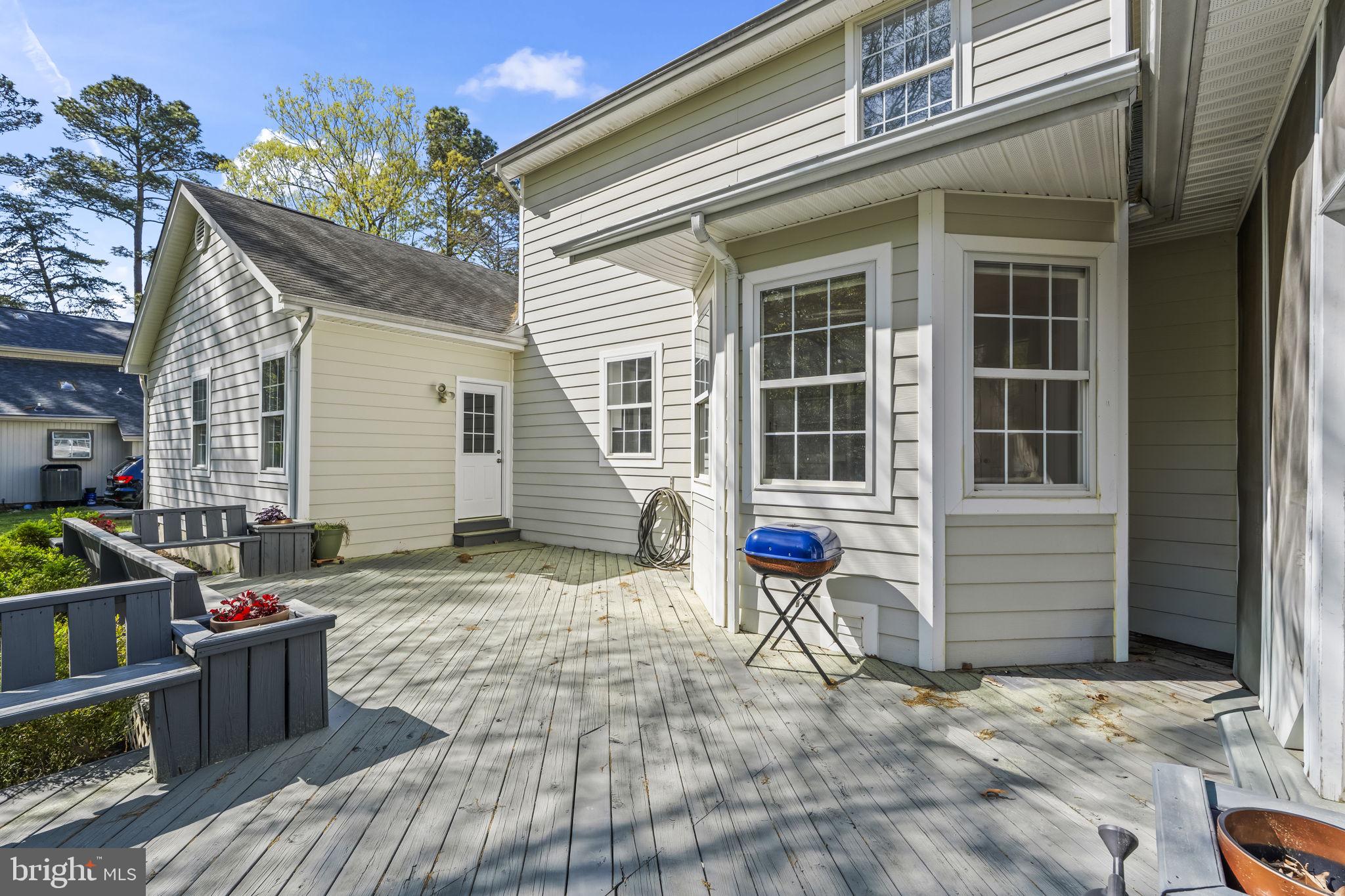 SWAN POINT - Residential