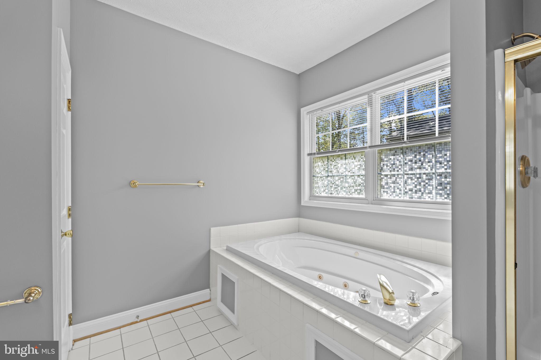 SWAN POINT - Residential