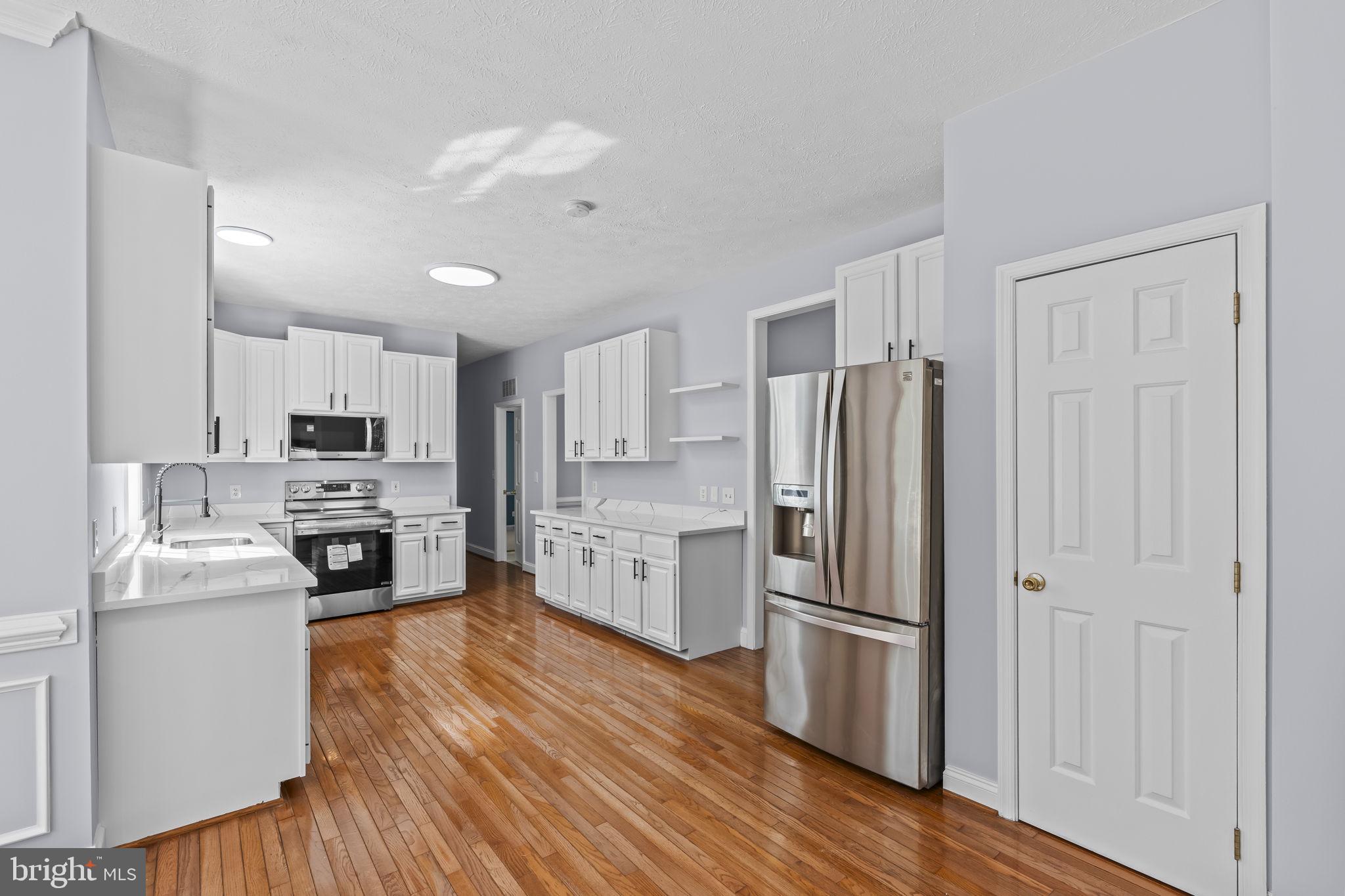 SWAN POINT - Residential