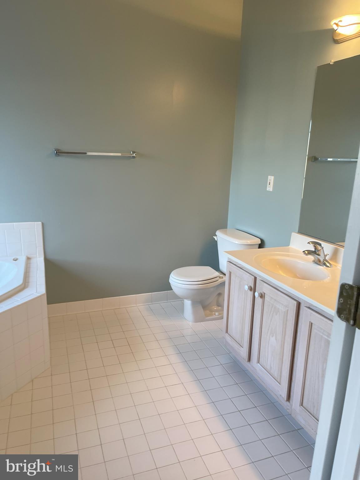 SOUTH RIDING - Residential Lease