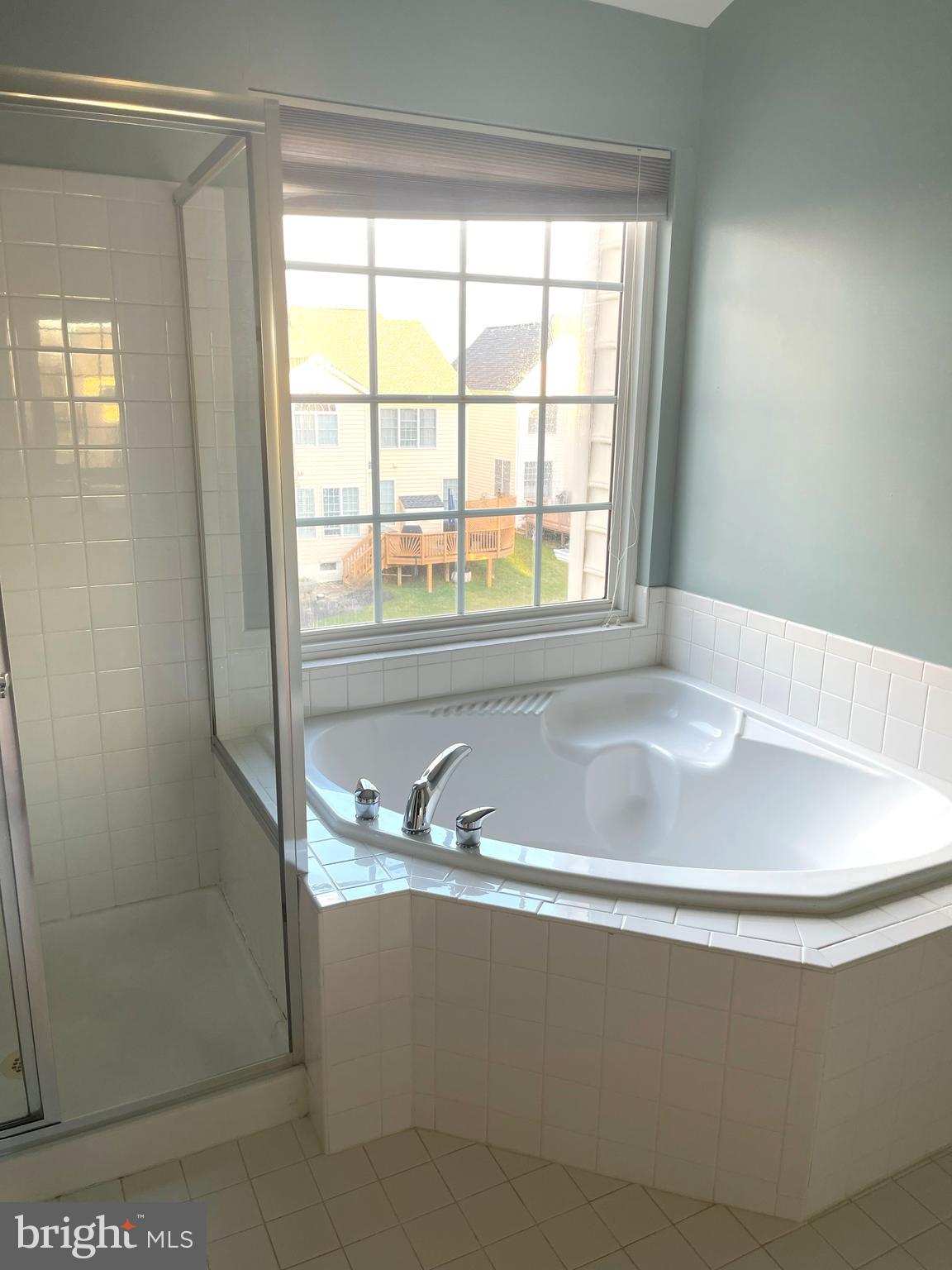 SOUTH RIDING - Residential Lease