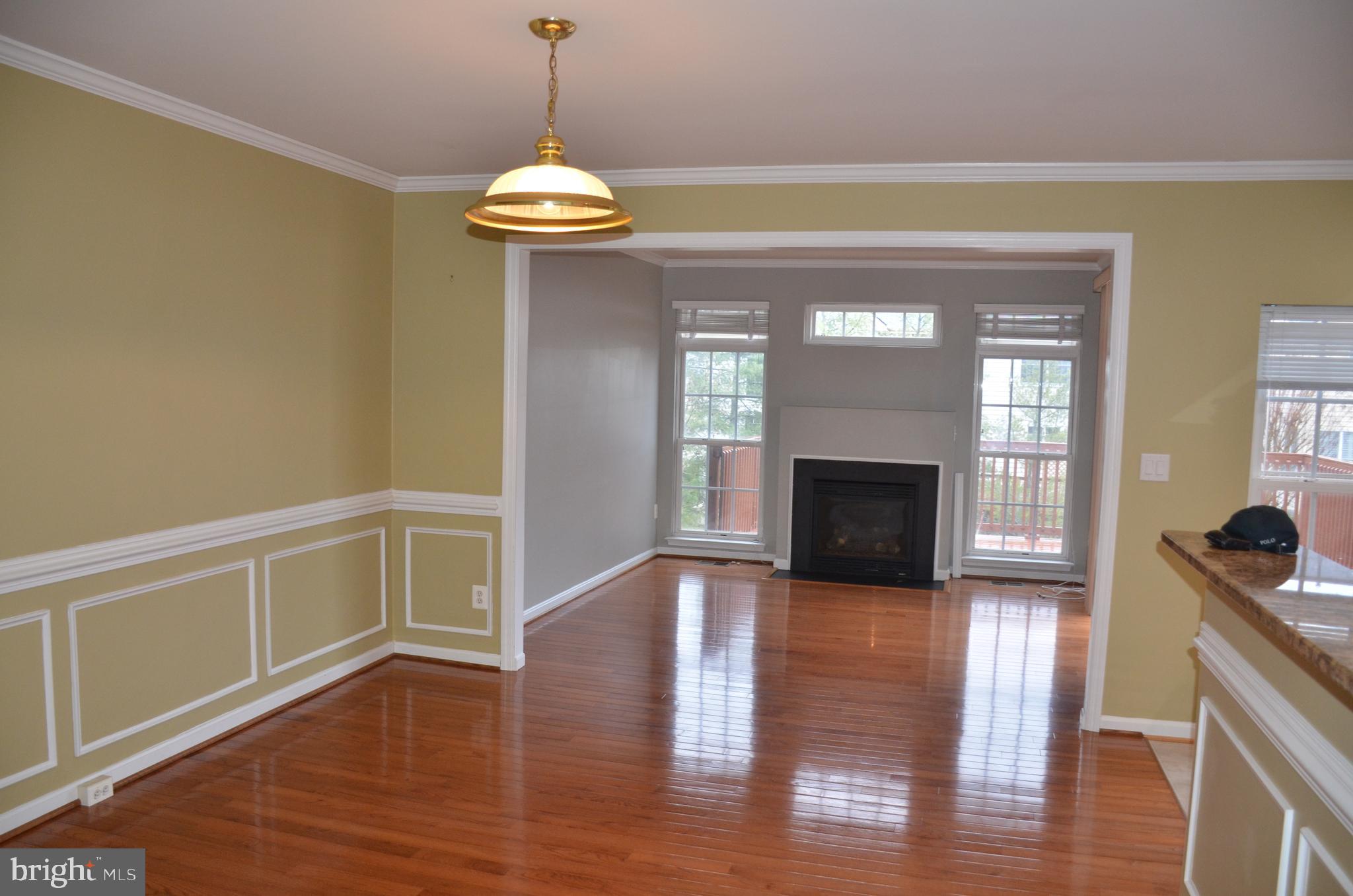 SOUTH RIDING - Residential Lease