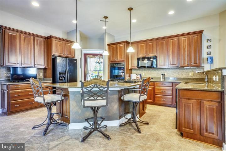 MALVERN CHASE - Residential