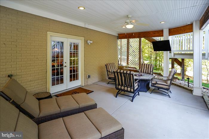 MALVERN CHASE - Residential