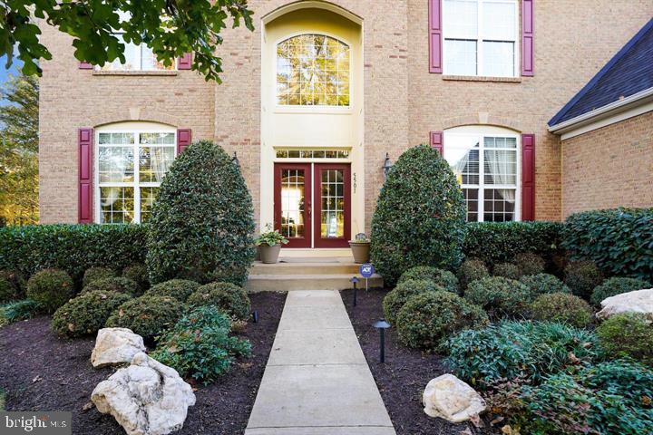 MALVERN CHASE - Residential