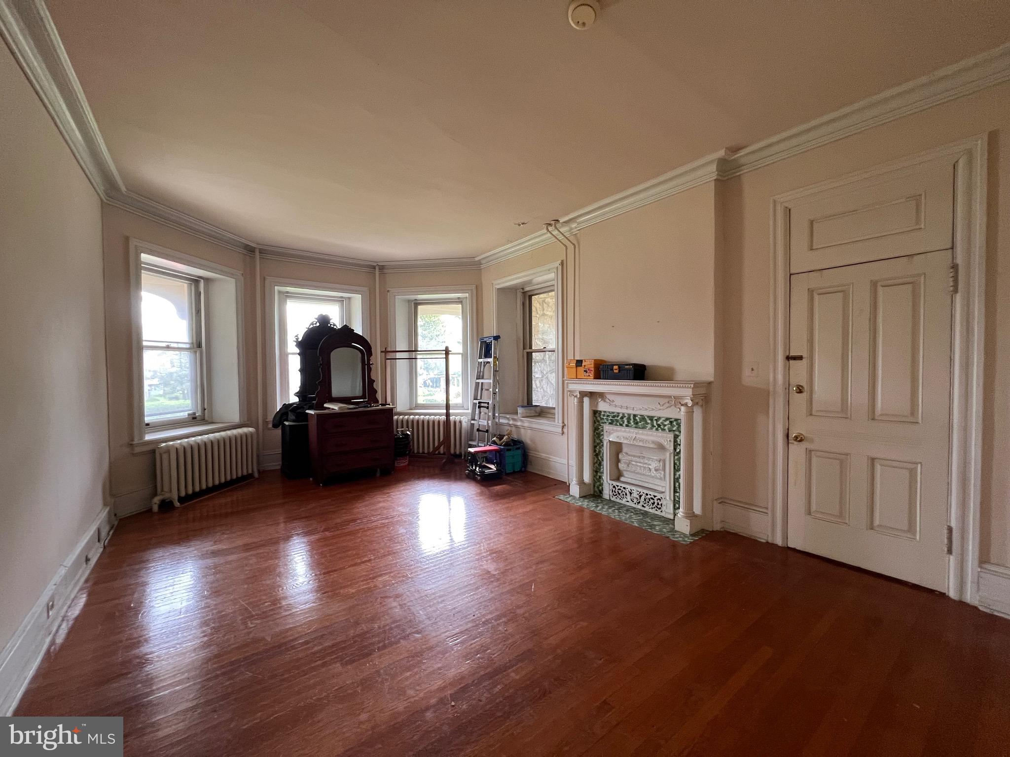 LANSDOWNE - Residential