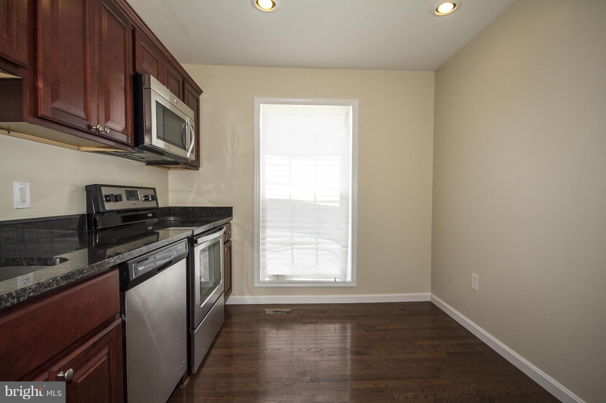 FRANKLIN RIDGE TOWNHOUSE - Residential