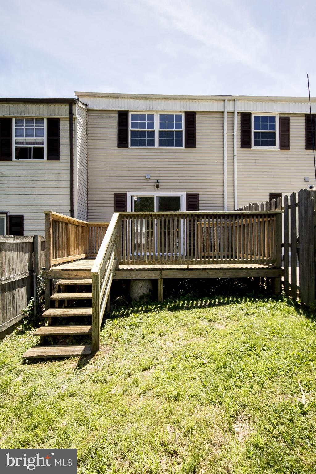 FRANKLIN RIDGE TOWNHOUSE - Residential