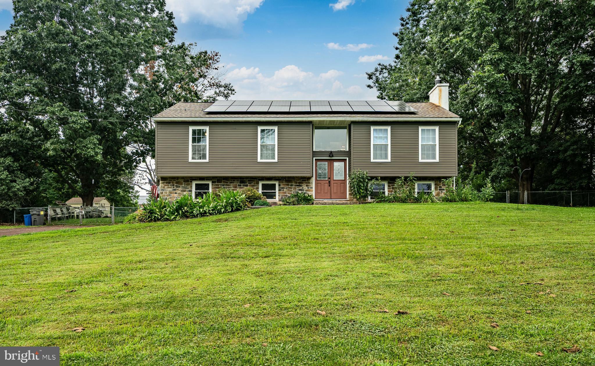 Wonderful offering in Owen J. Roberts school district. Well cared for, and well maintained. Must see this one!! Imagine having coffee in the morning on the expansive deck overlooking the spacious back yard or coming home from a tough day at the office to relax and enjoy this one-of-a-kind setting.