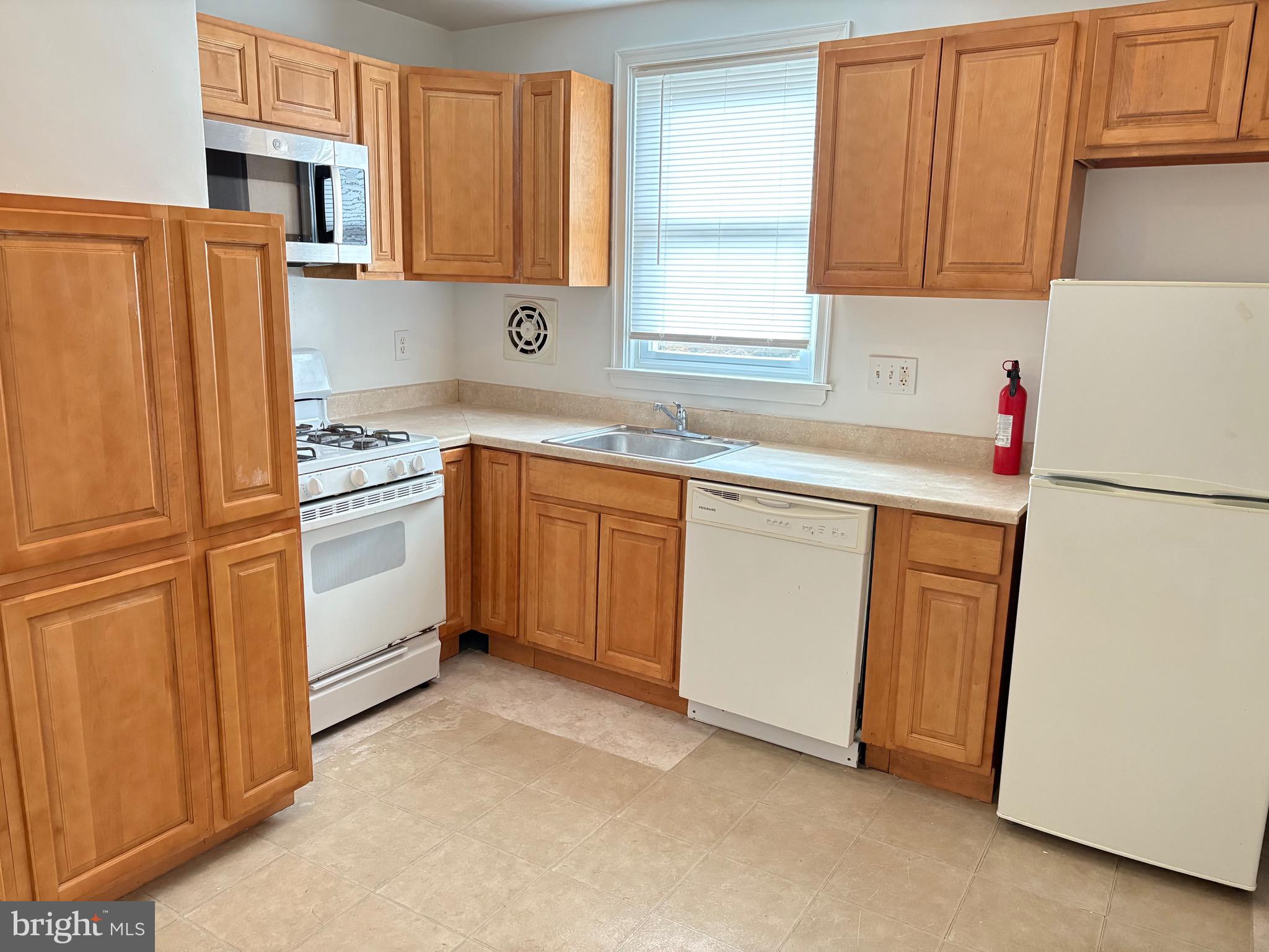 SOMERTON - Residential