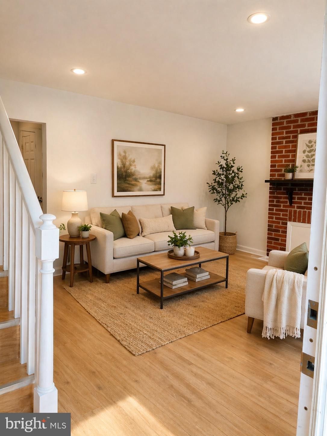 SOMERTON - Residential