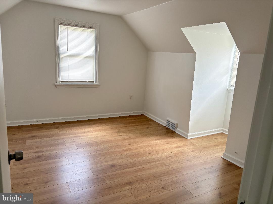 SOMERTON - Residential