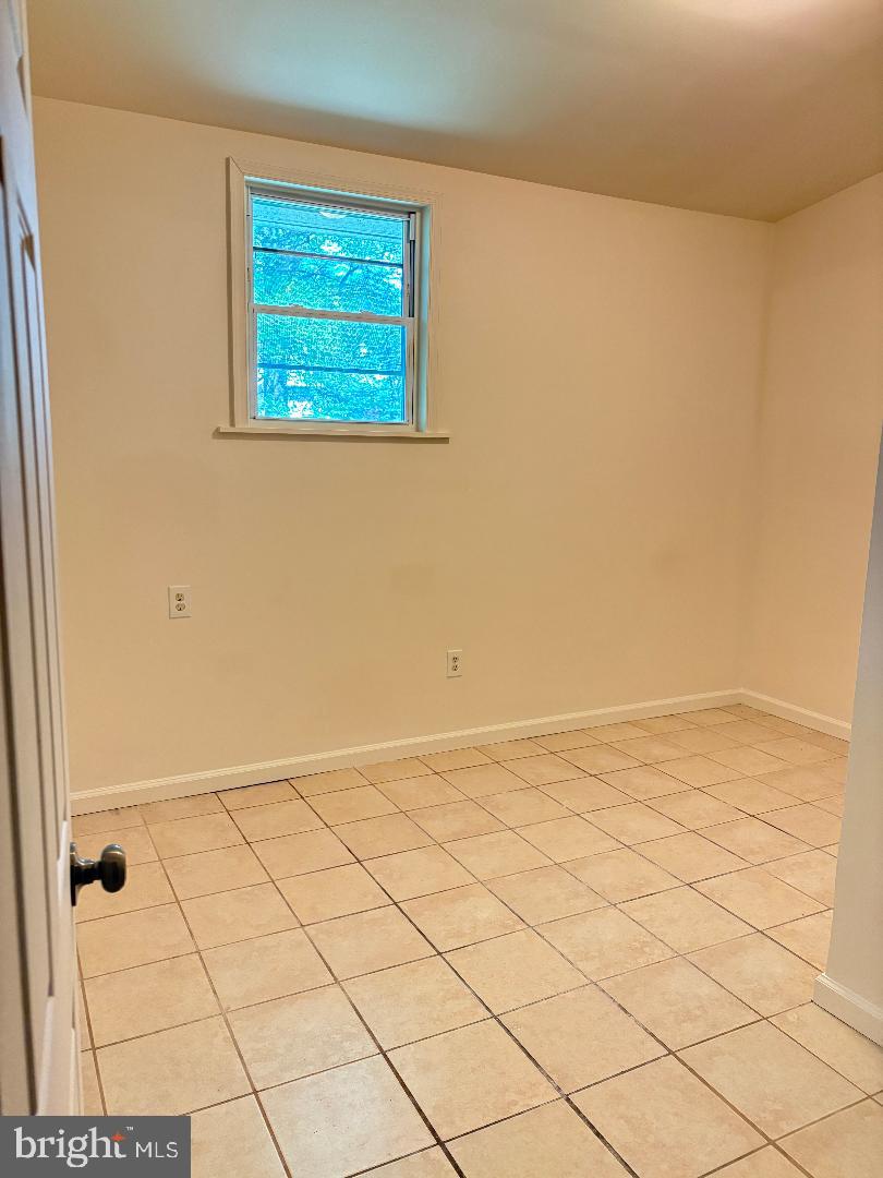 SOMERTON - Residential