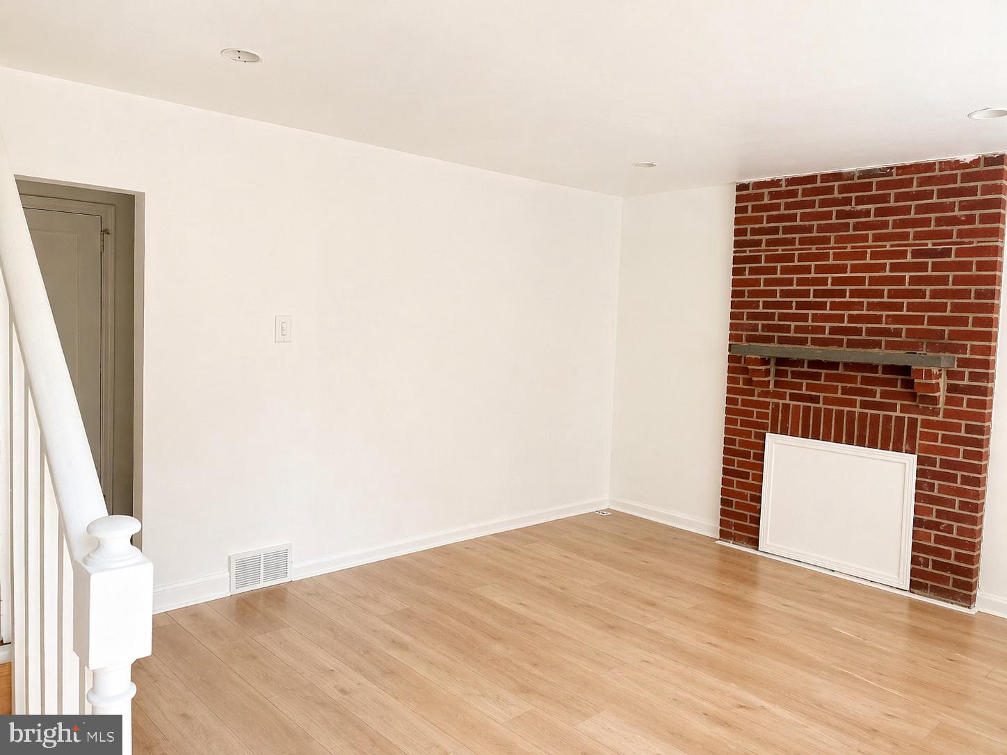 SOMERTON - Residential