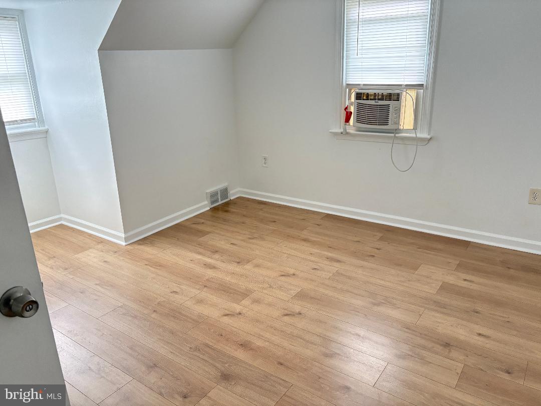 SOMERTON - Residential