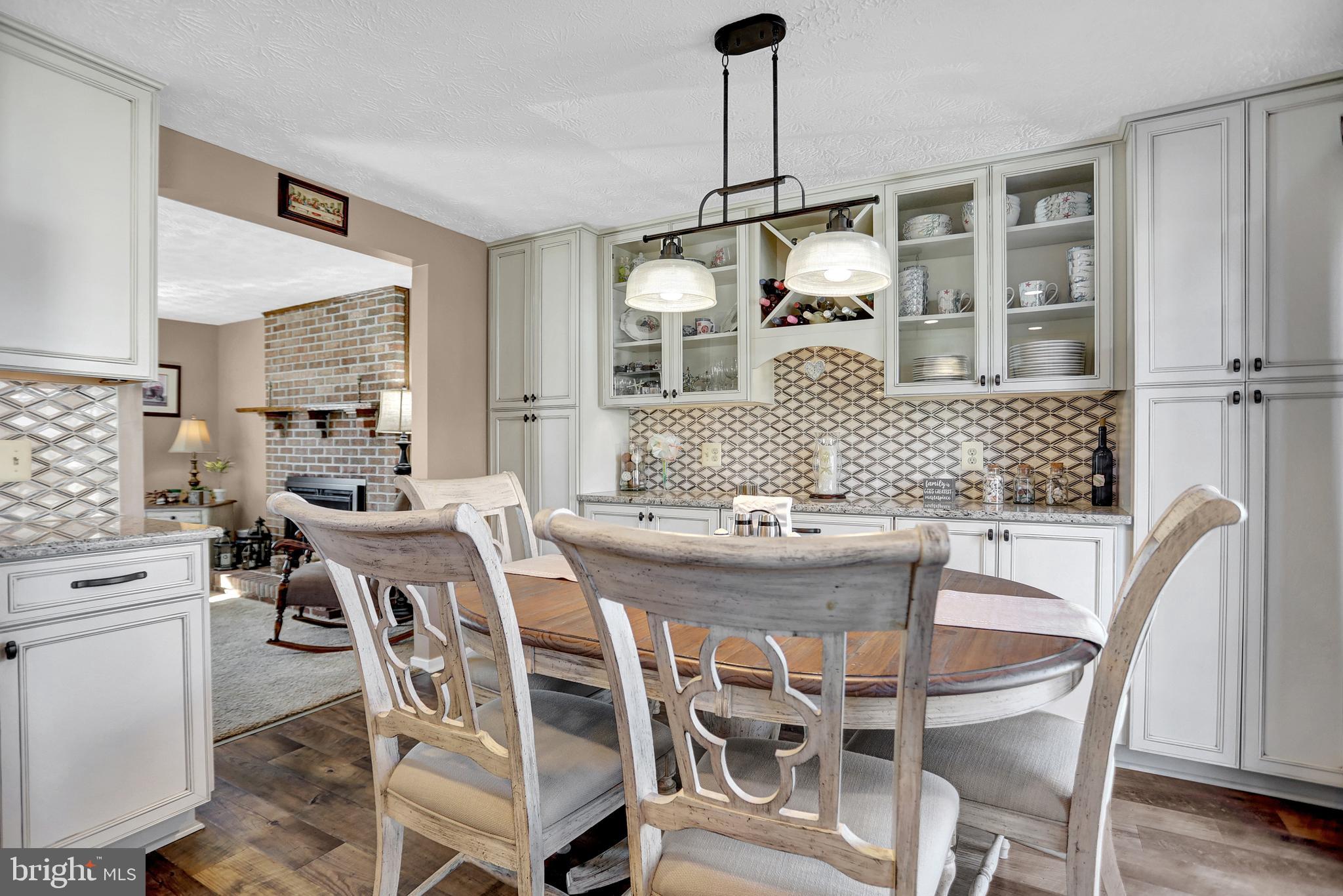 ROSEDALE - Residential