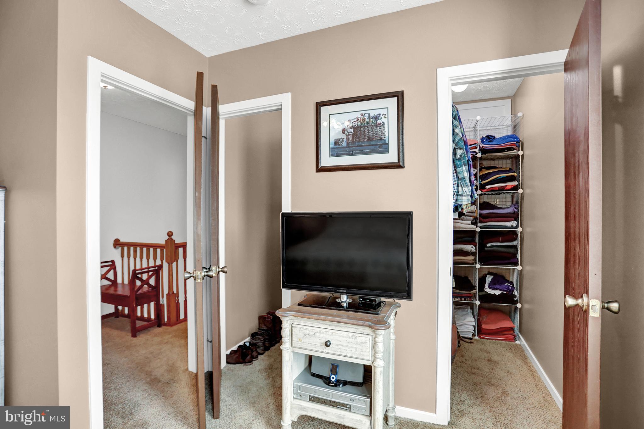 ROSEDALE - Residential