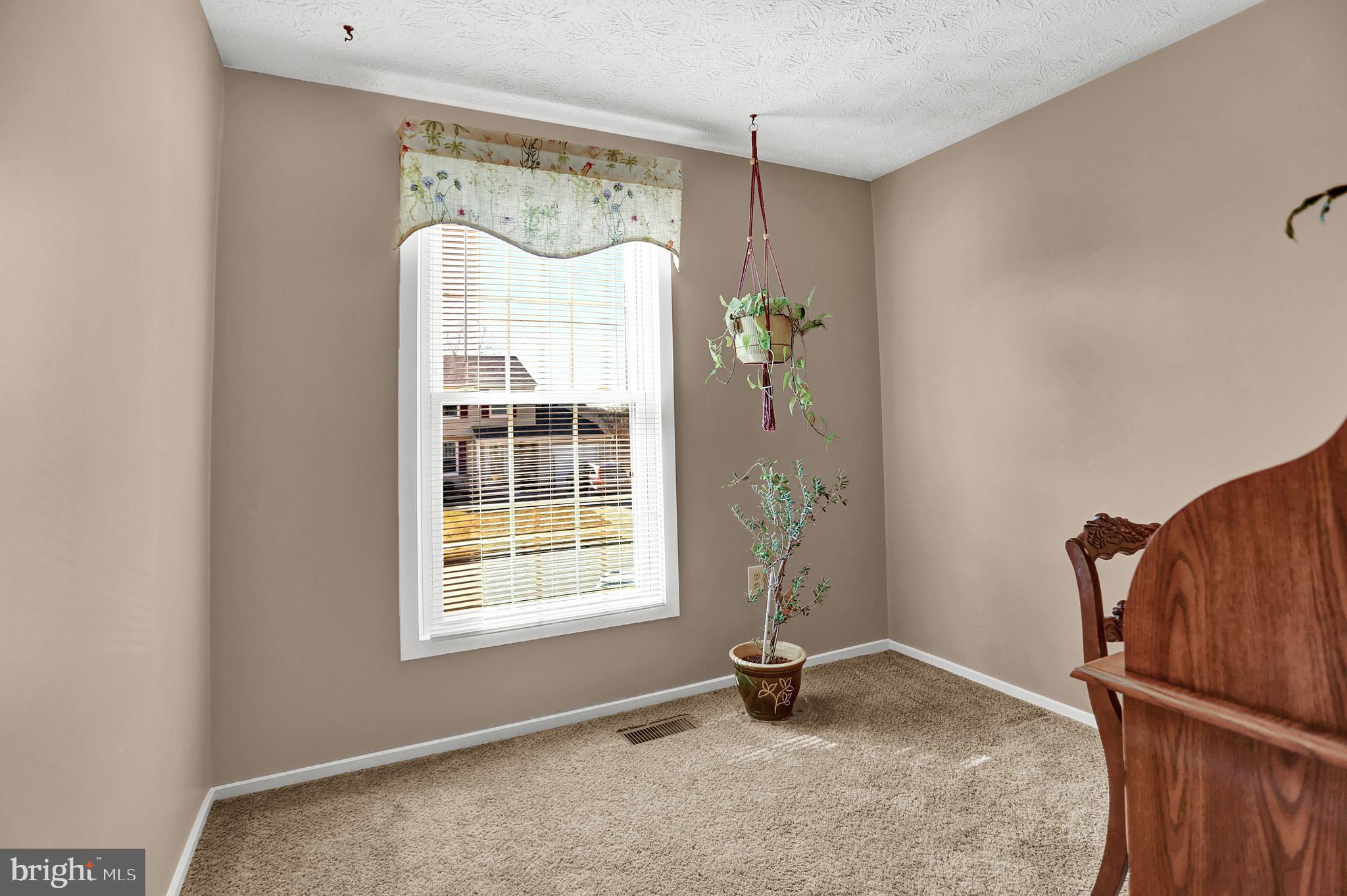 ROSEDALE - Residential