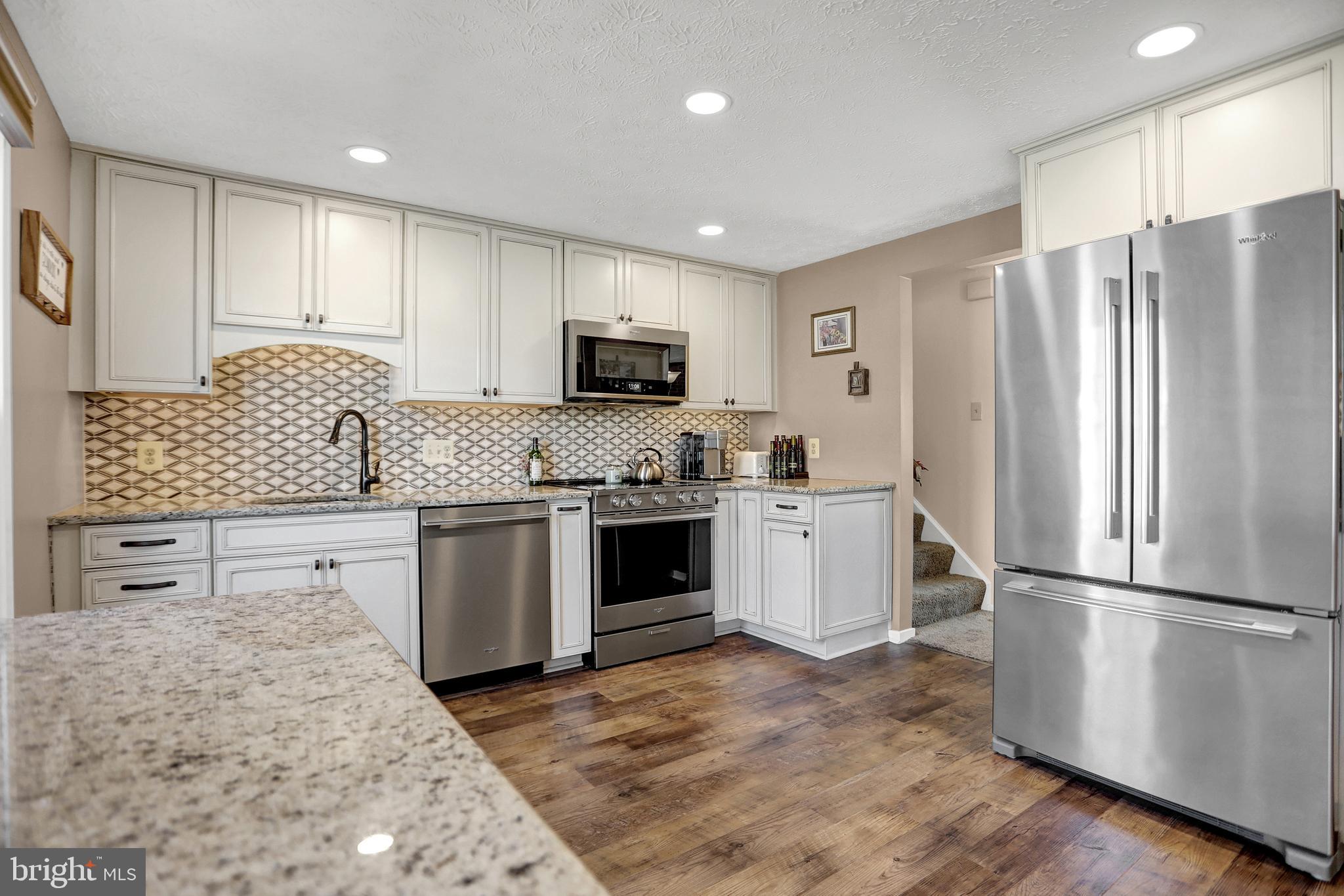 ROSEDALE - Residential