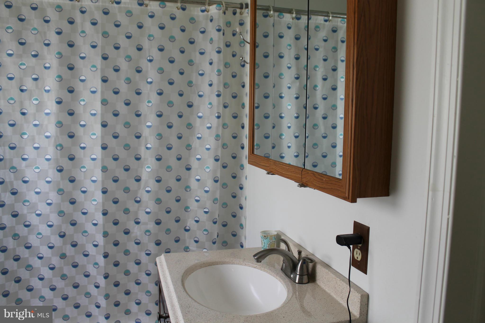 CENTREVILLE - Residential