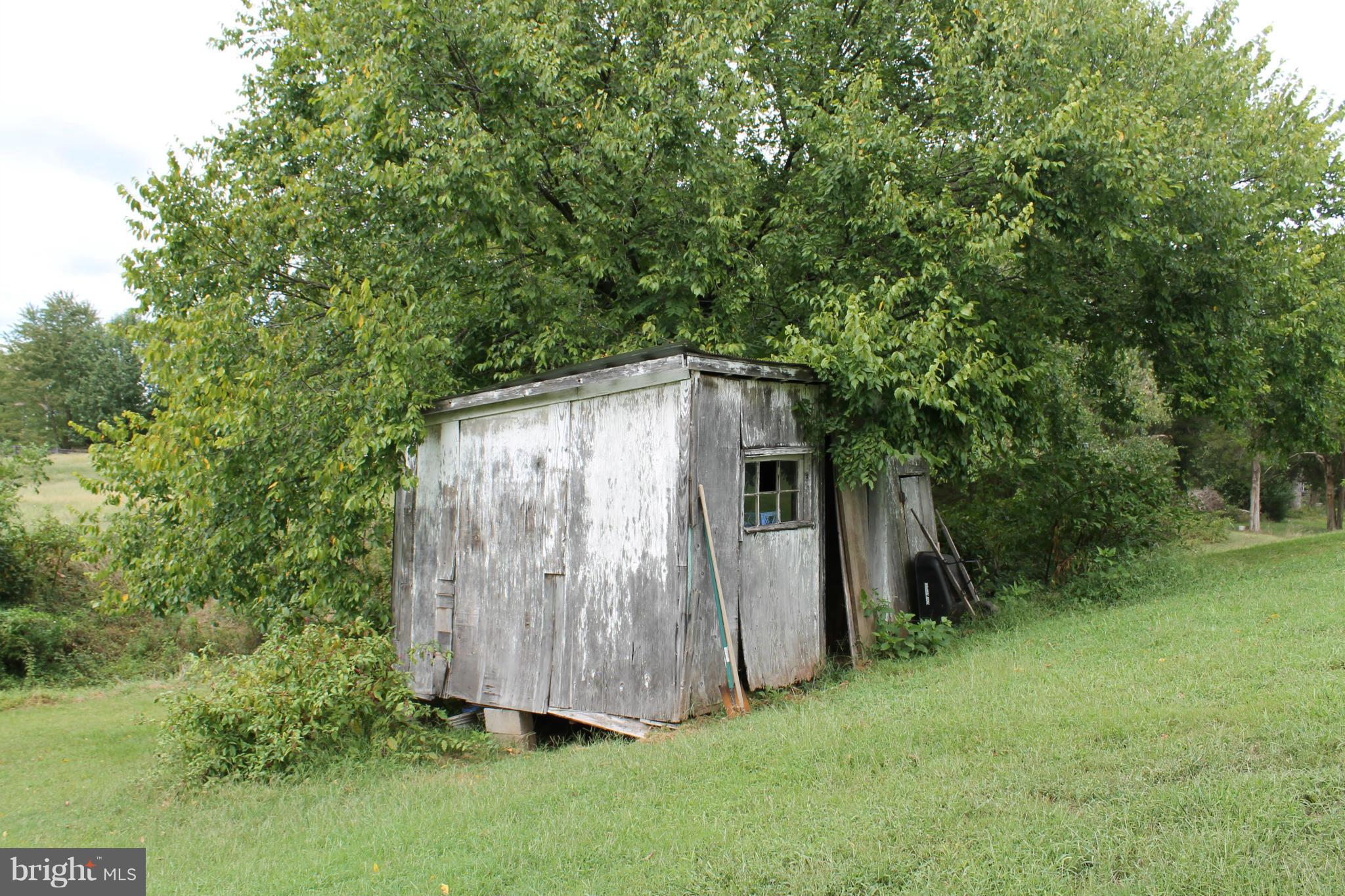 CENTREVILLE - Residential
