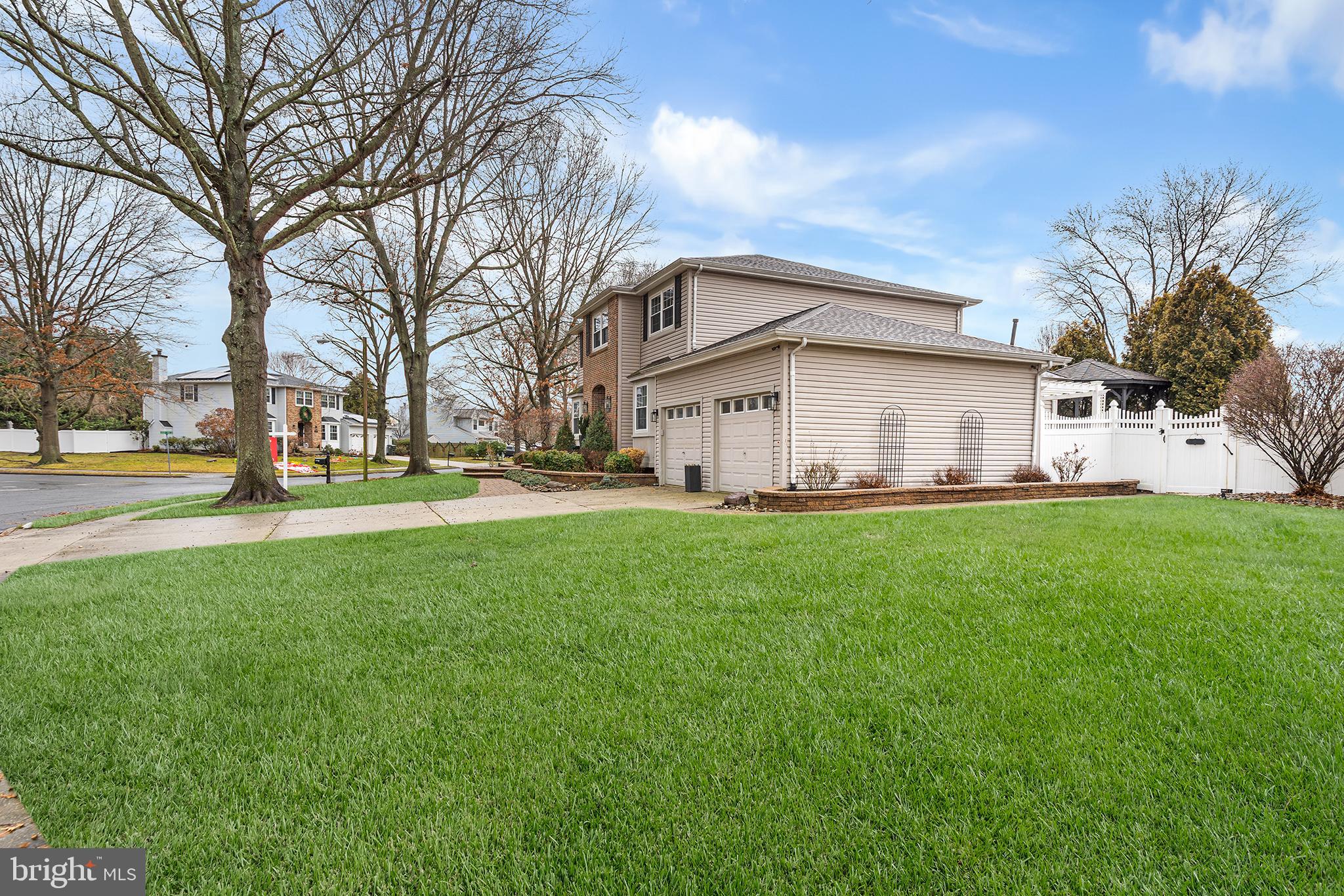 105 STONEBROOK DRIVE