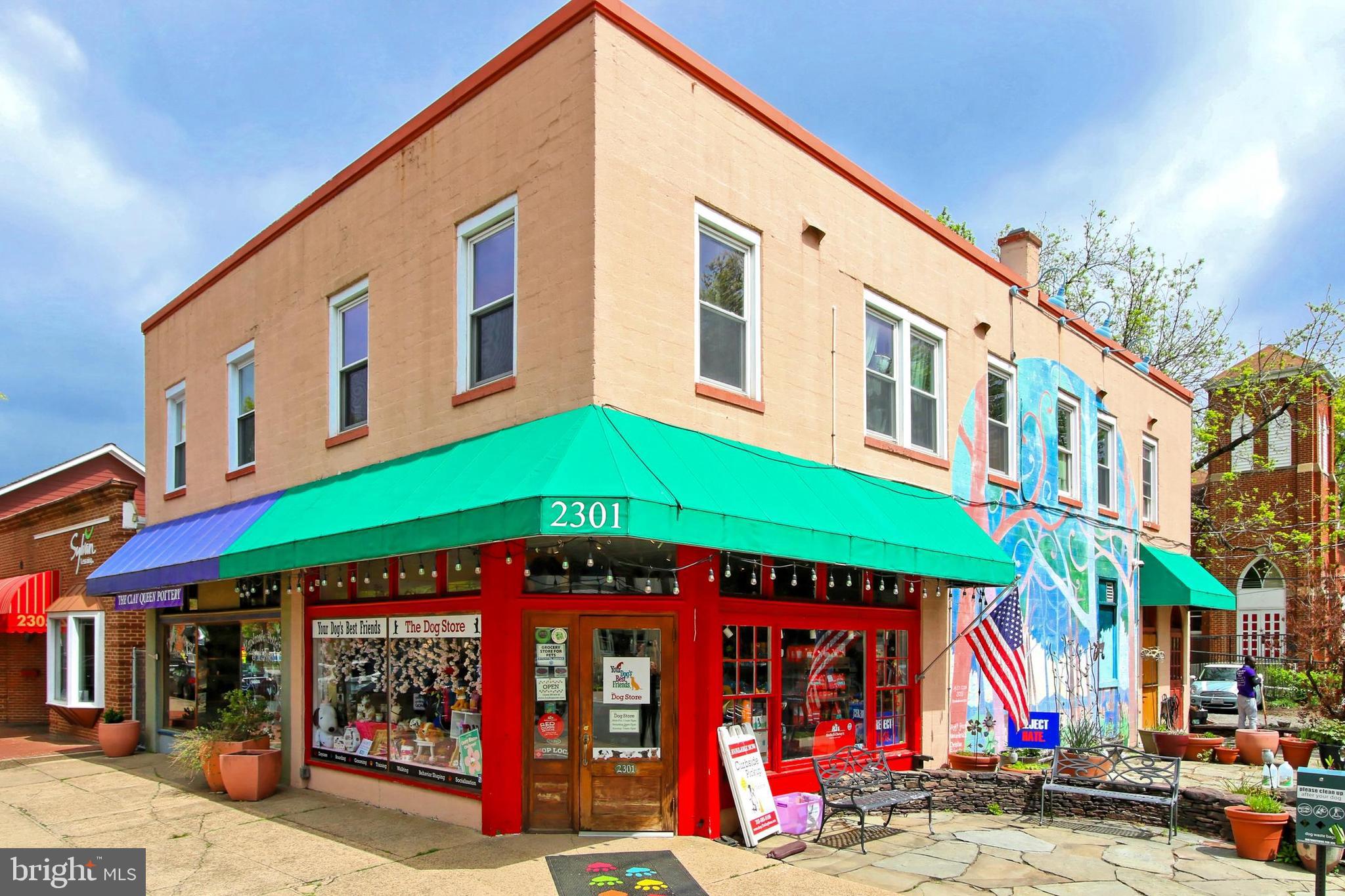 WARWICK VILLAGE - Residential