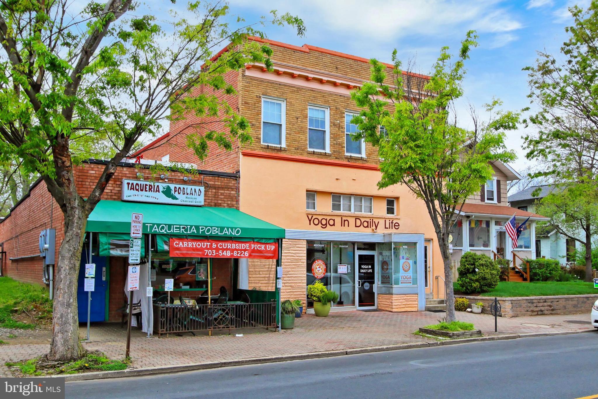 WARWICK VILLAGE - Residential