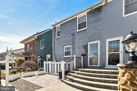 Townhouse For Sale - 3004 Hickory Street<br/> Alexandria City County, ALEXANDRIA, VA 22305