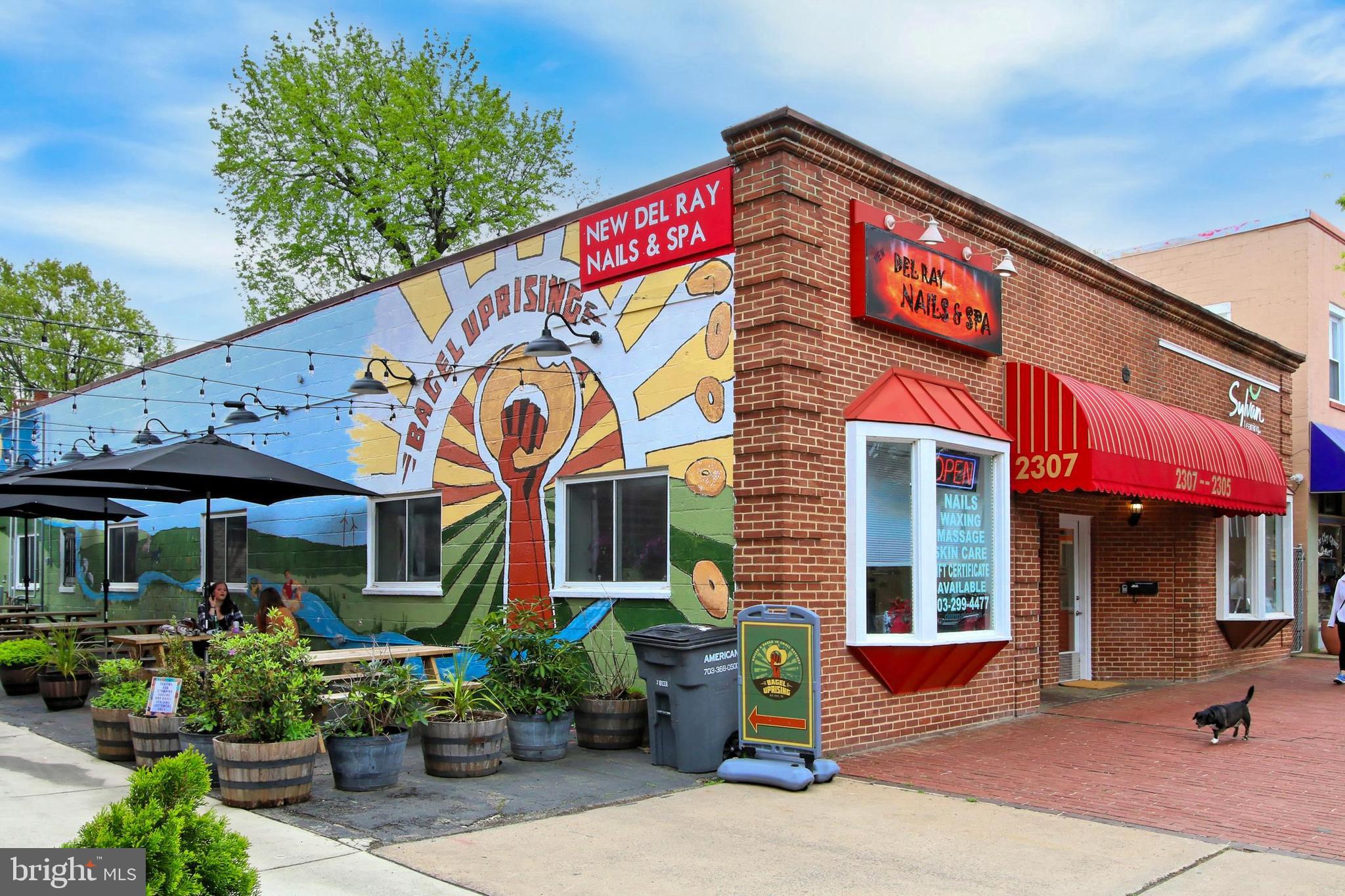 WARWICK VILLAGE - Residential