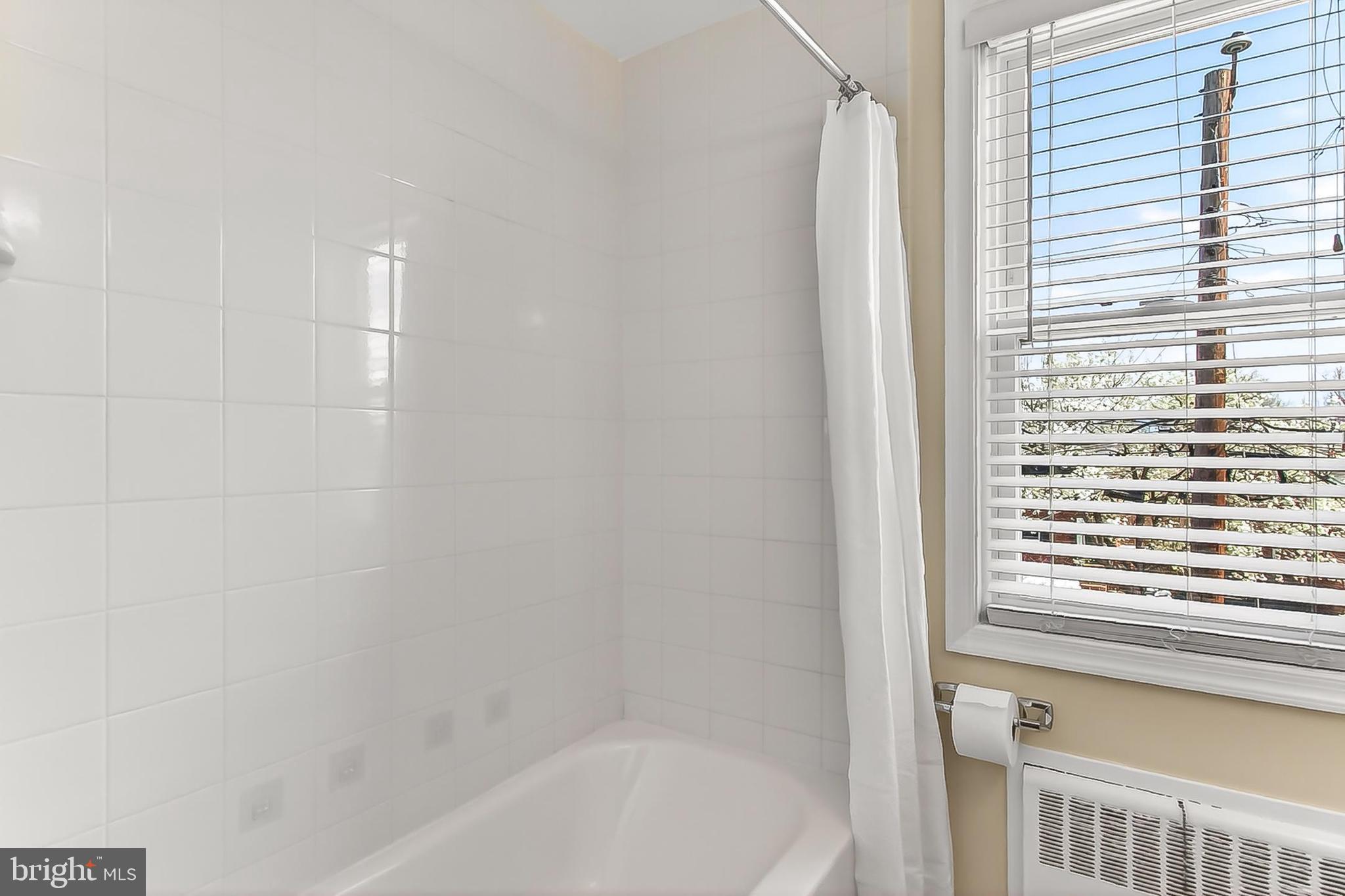 WARWICK VILLAGE - Residential