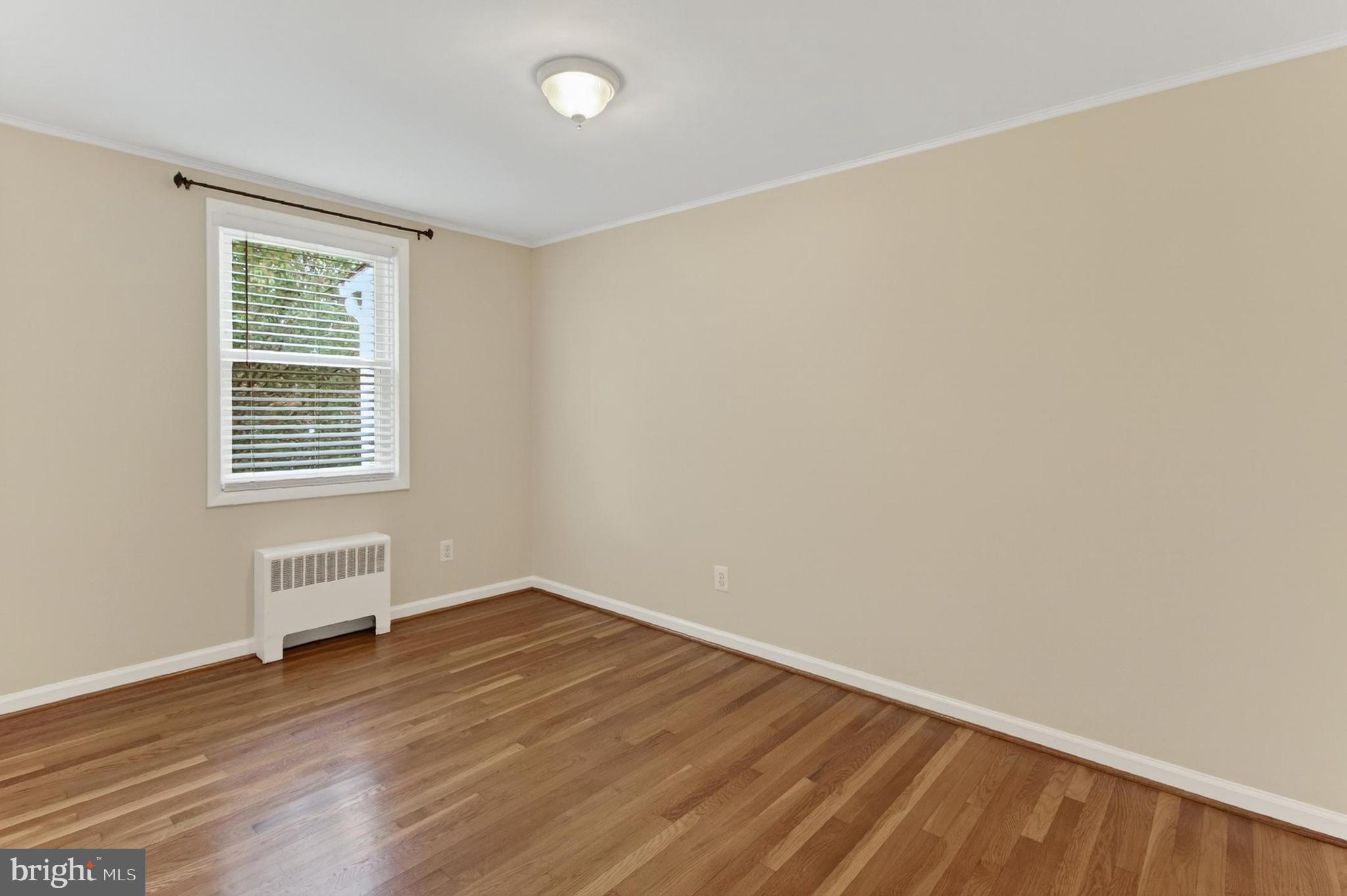 WARWICK VILLAGE - Residential