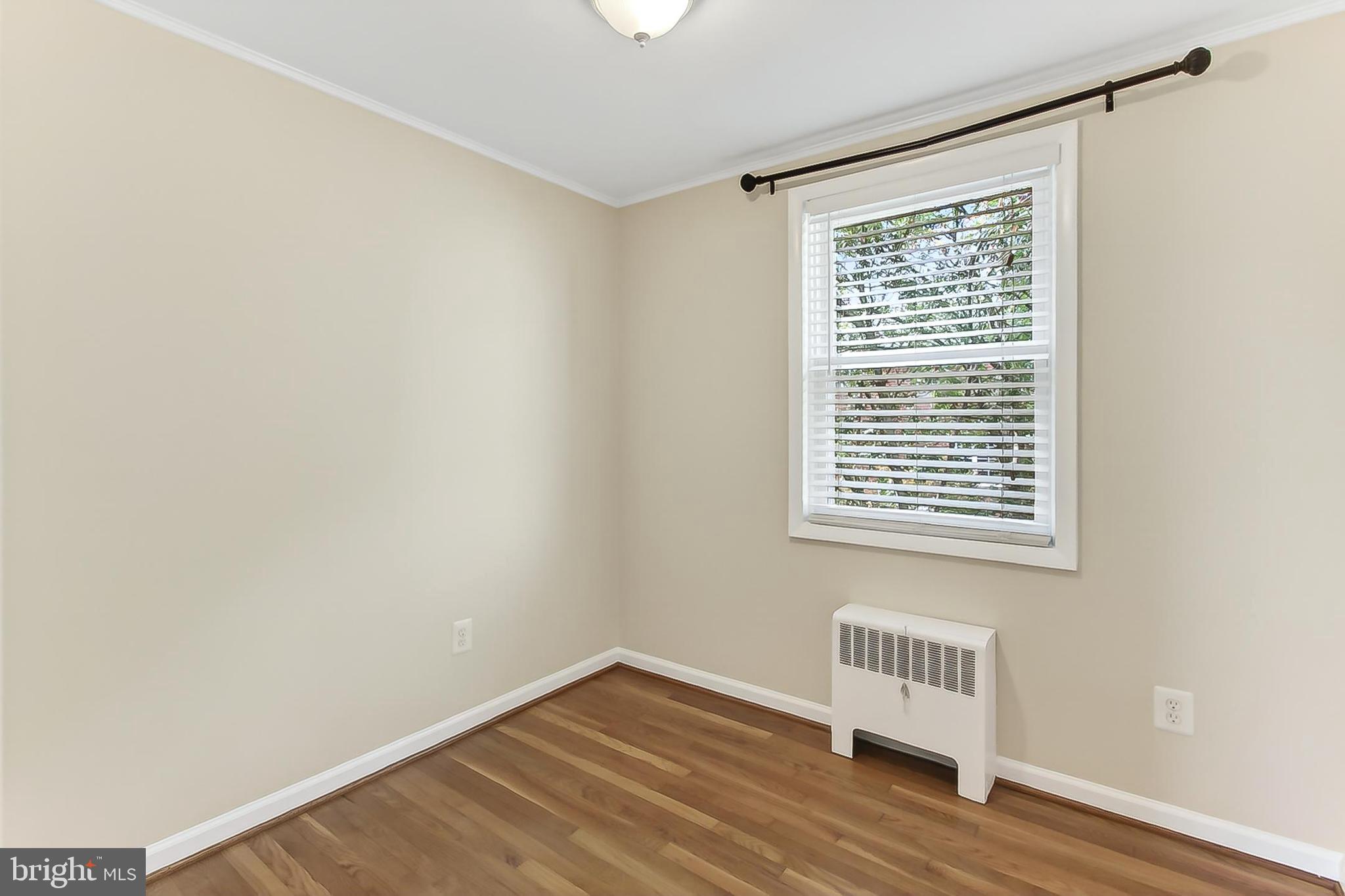 WARWICK VILLAGE - Residential