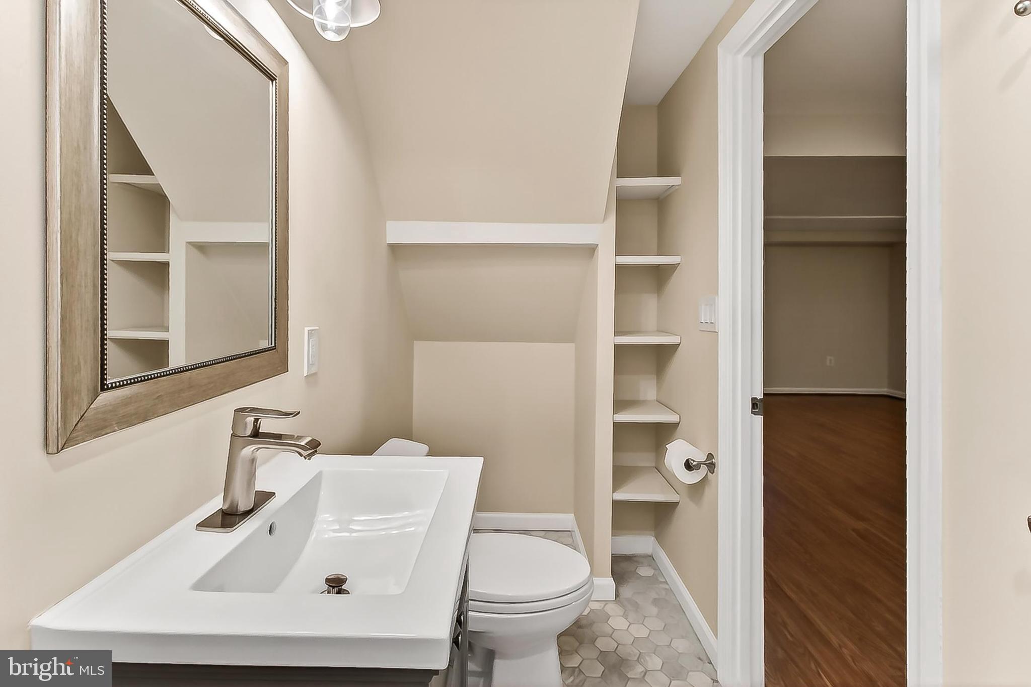 WARWICK VILLAGE - Residential